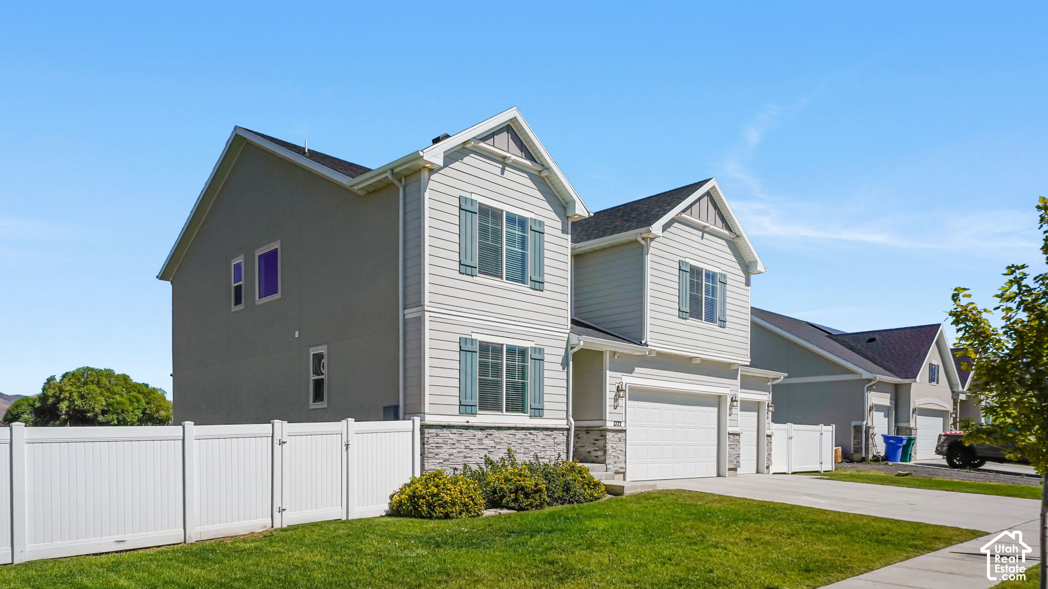 main property photo 49