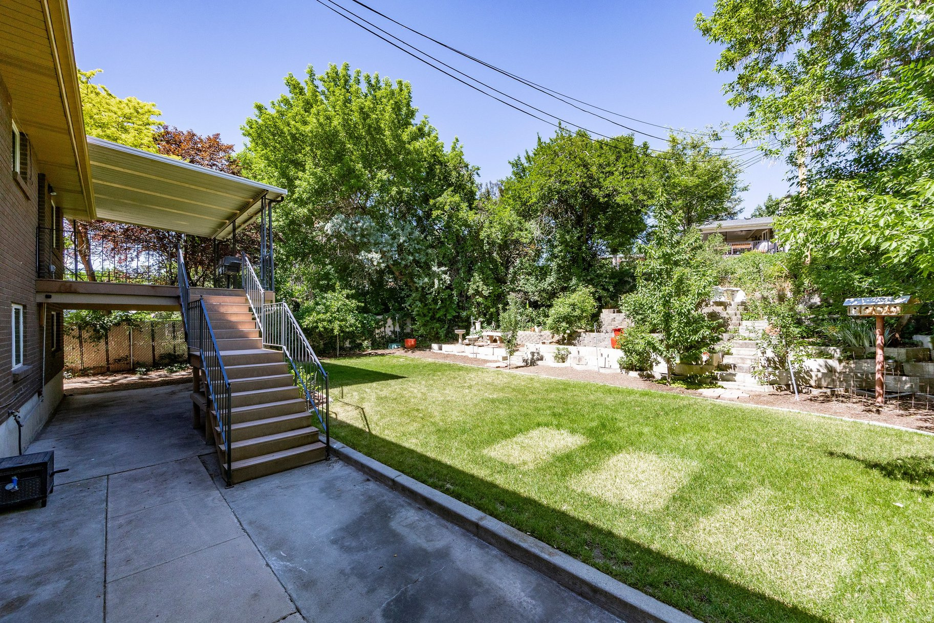 main property photo 29