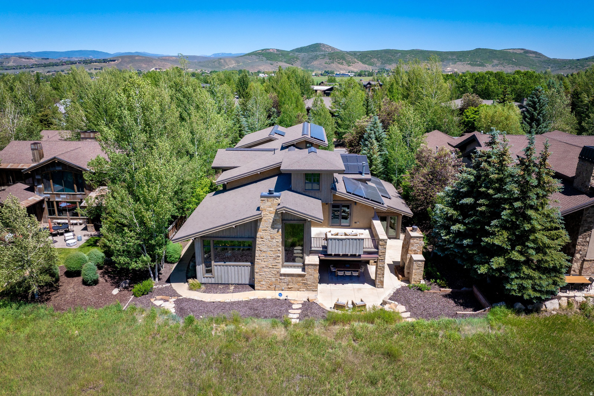 main property photo 50