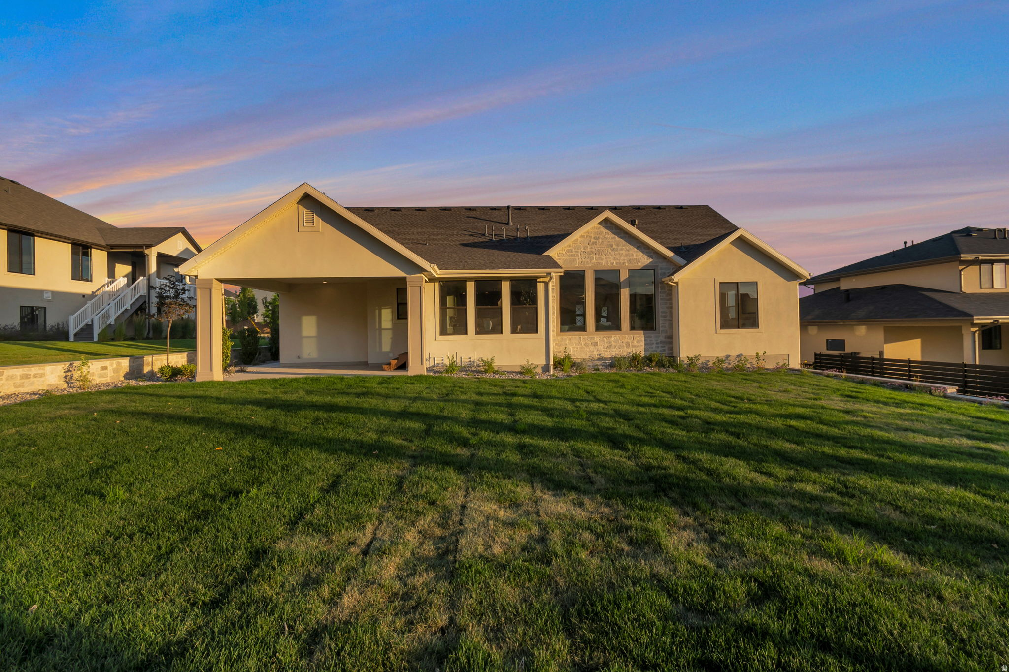 main property photo 50