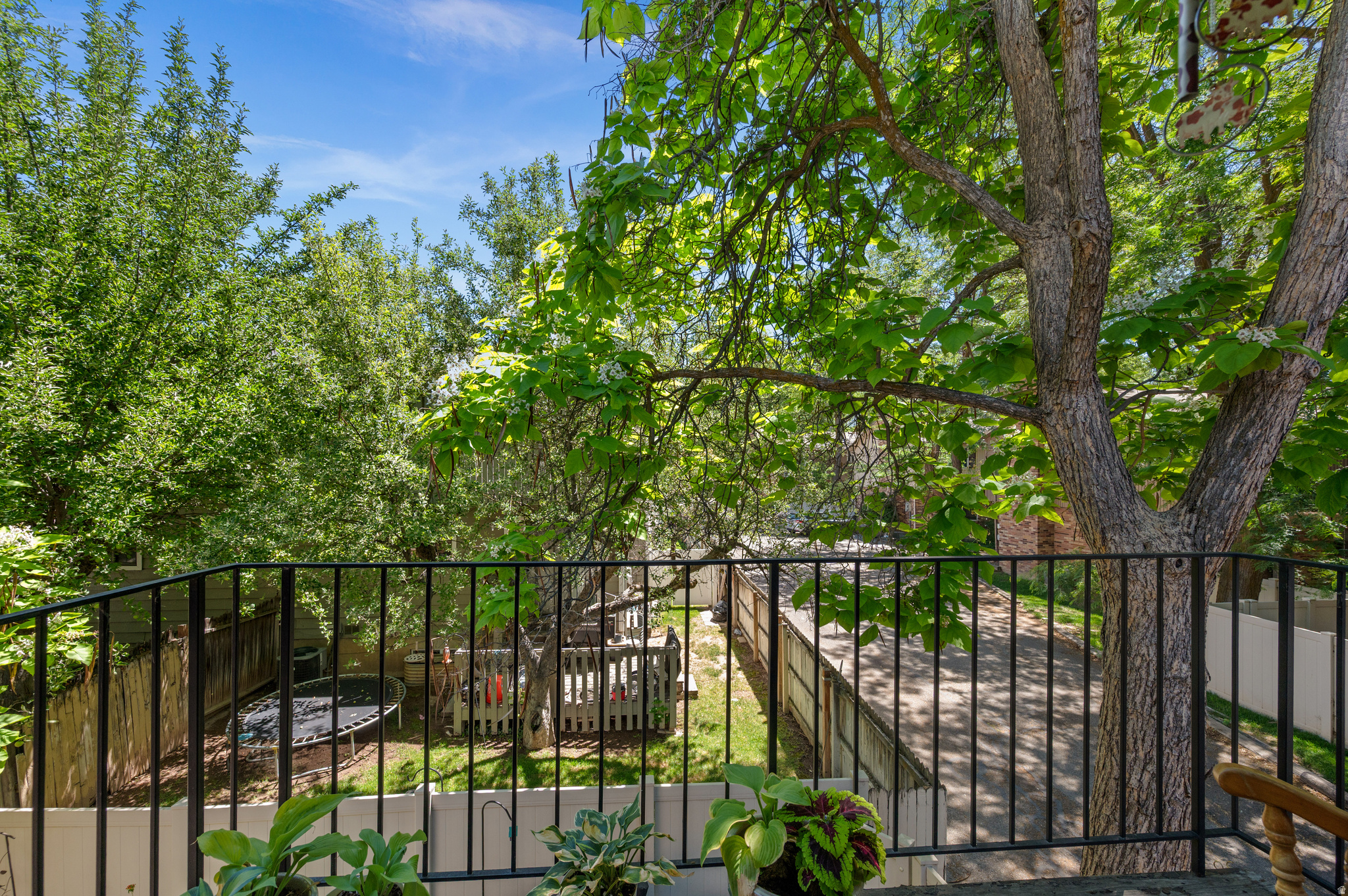 main property photo 22