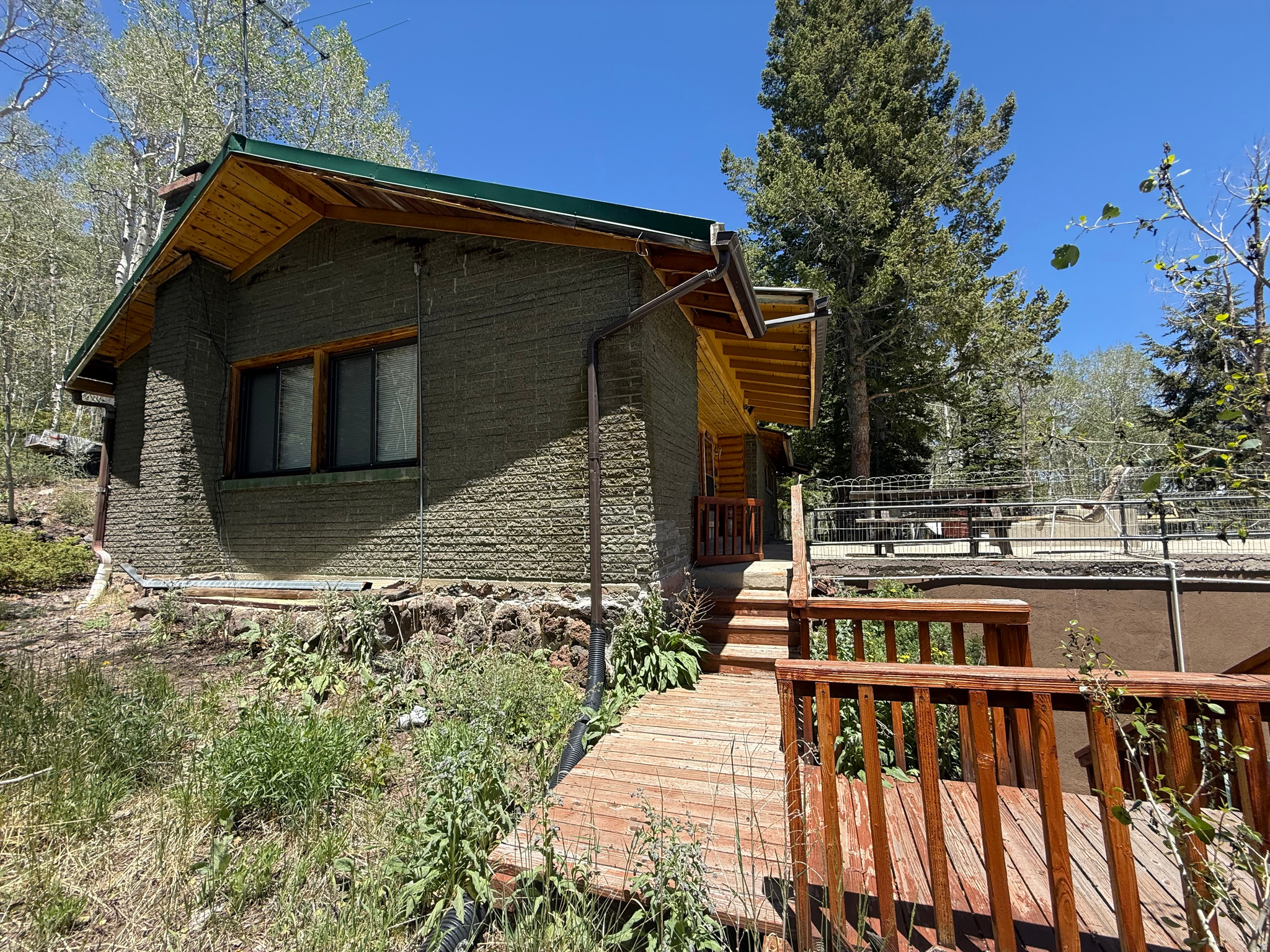 main property photo 39