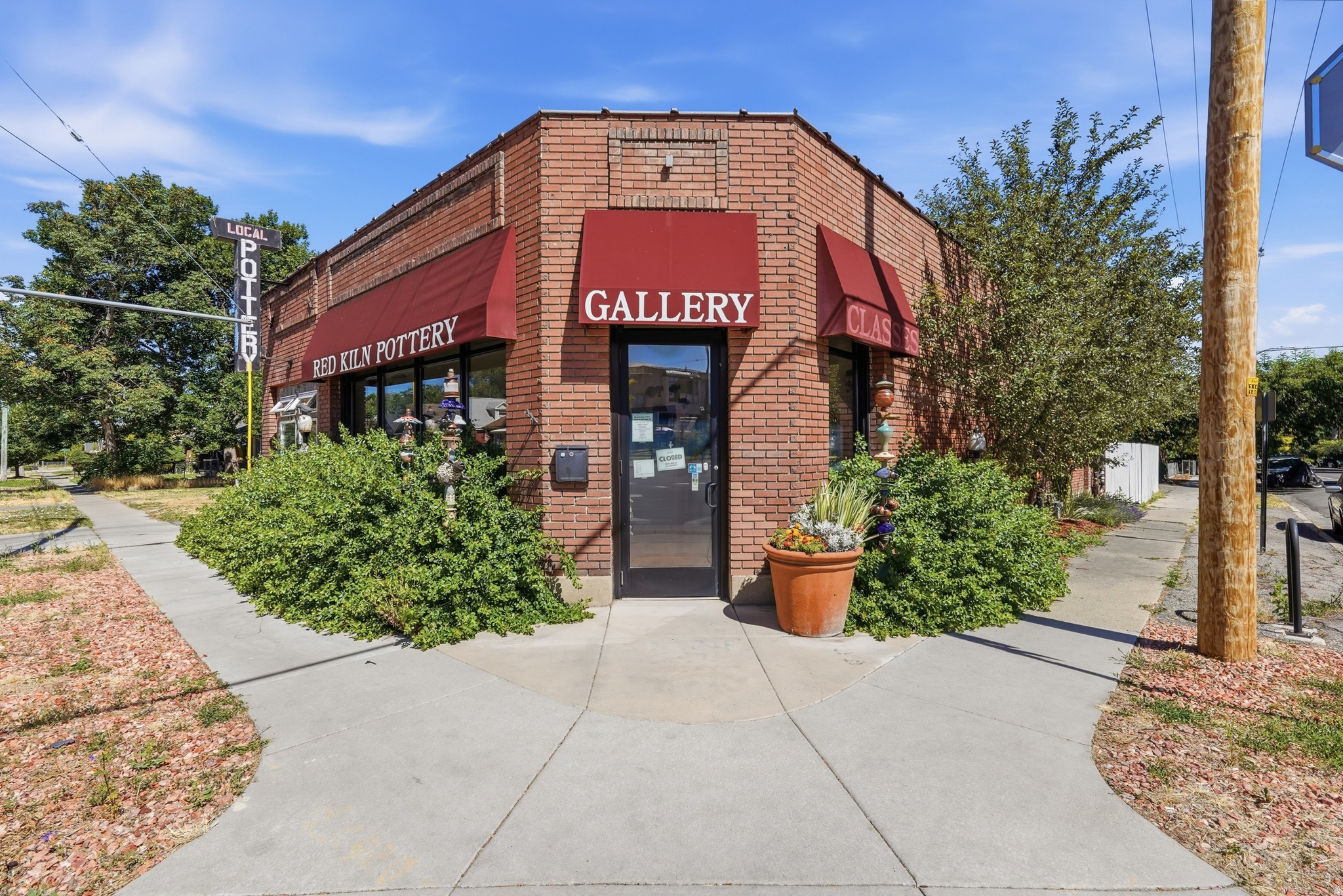 main property photo 37