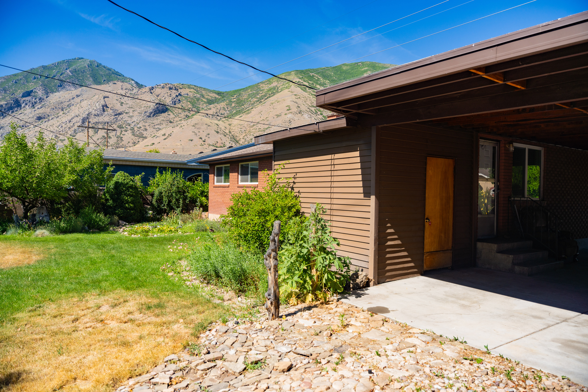 main property photo 51
