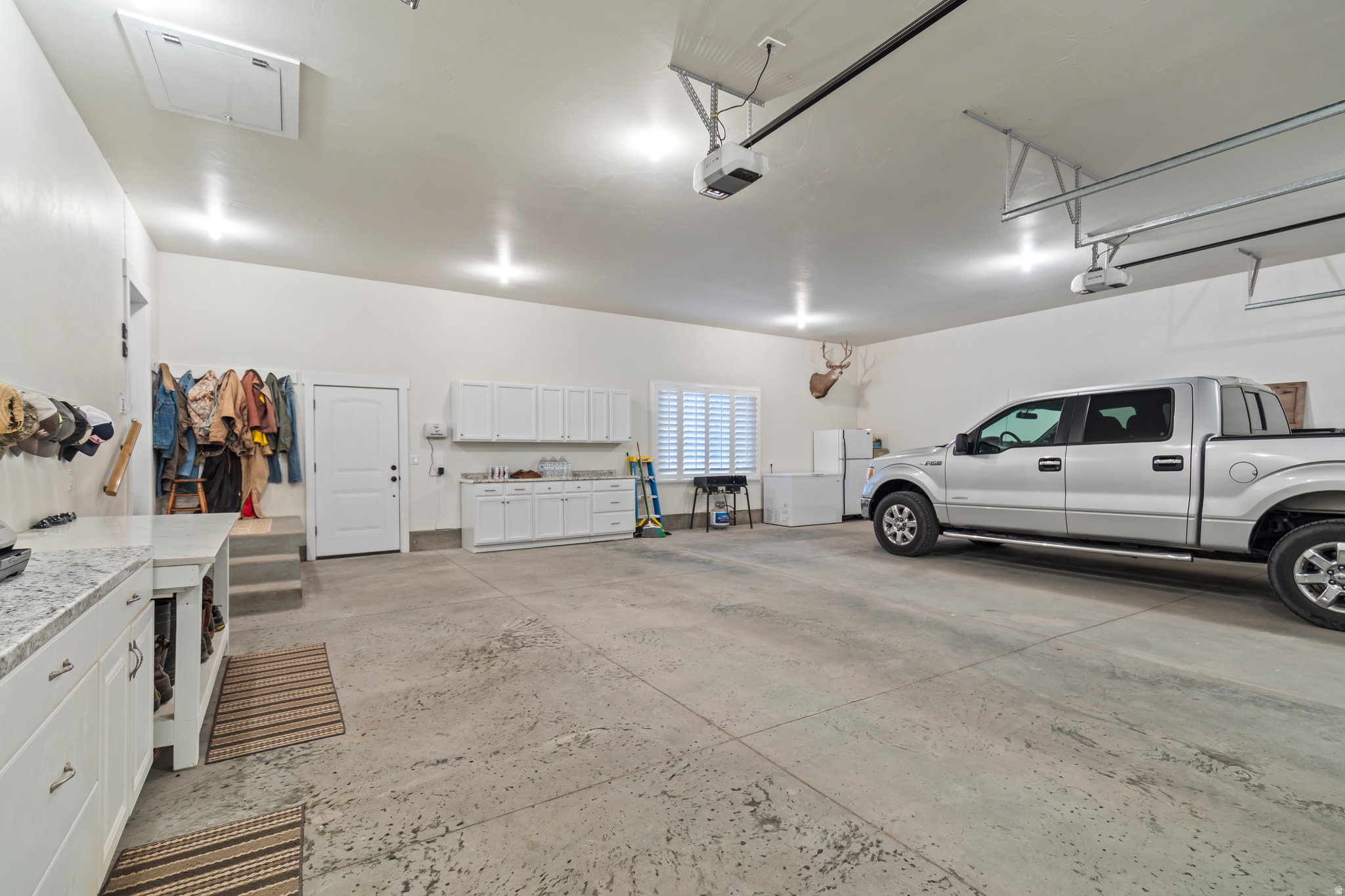 main property photo 57