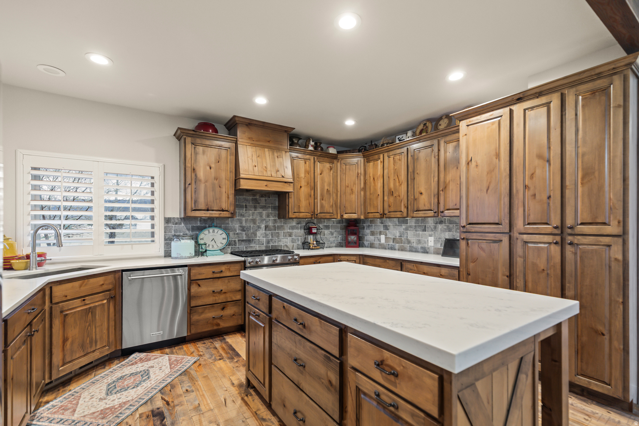 main property photo 64