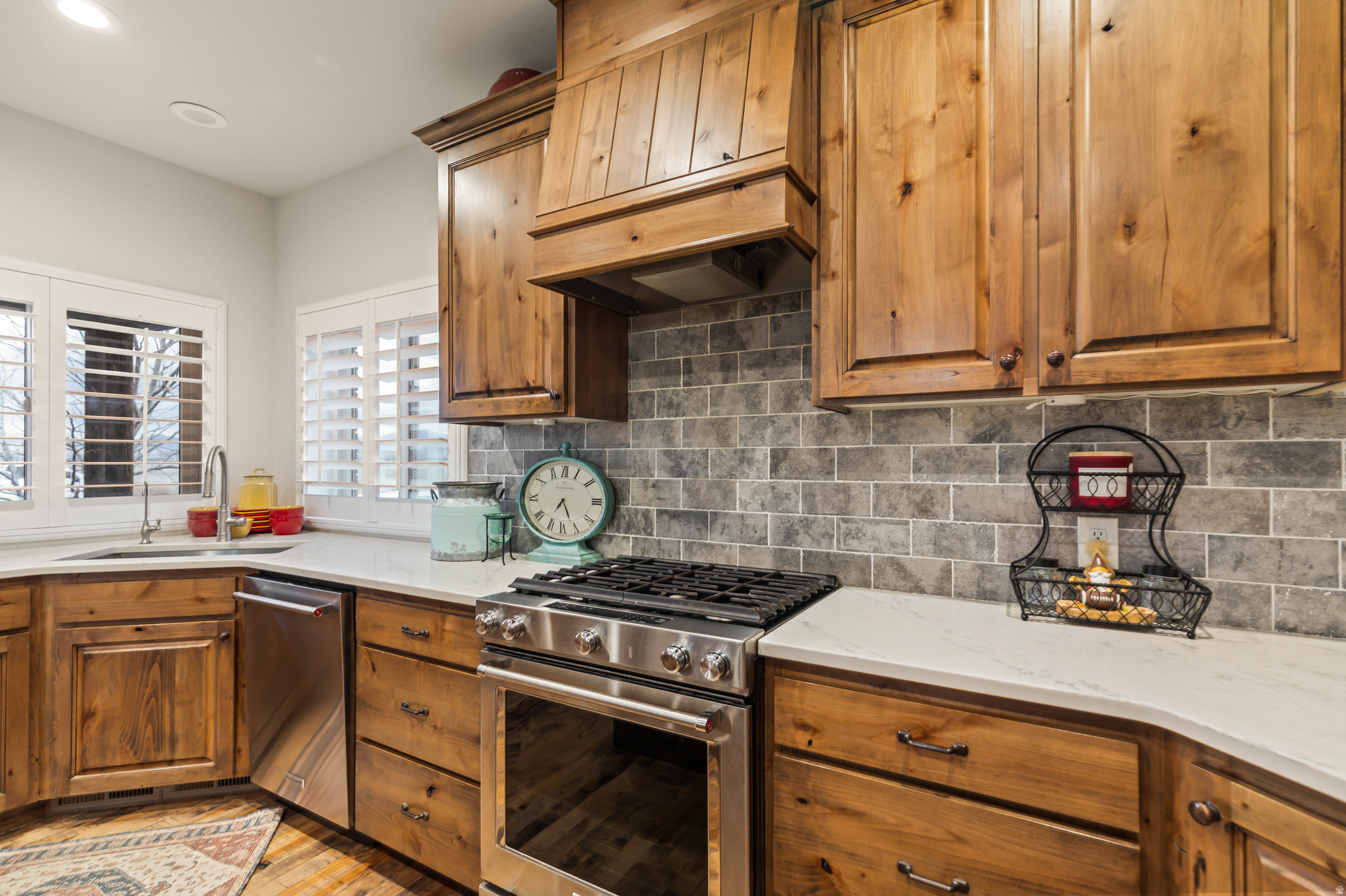 main property photo 68