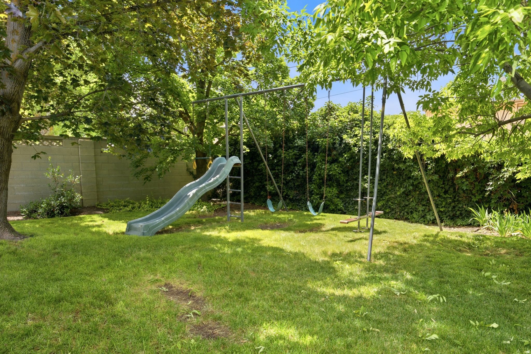 main property photo 38
