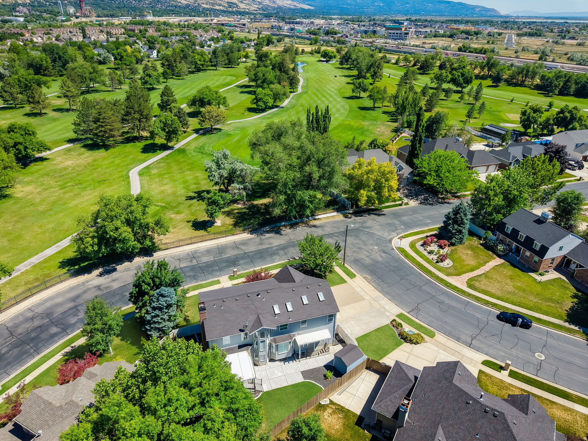 main property photo 60