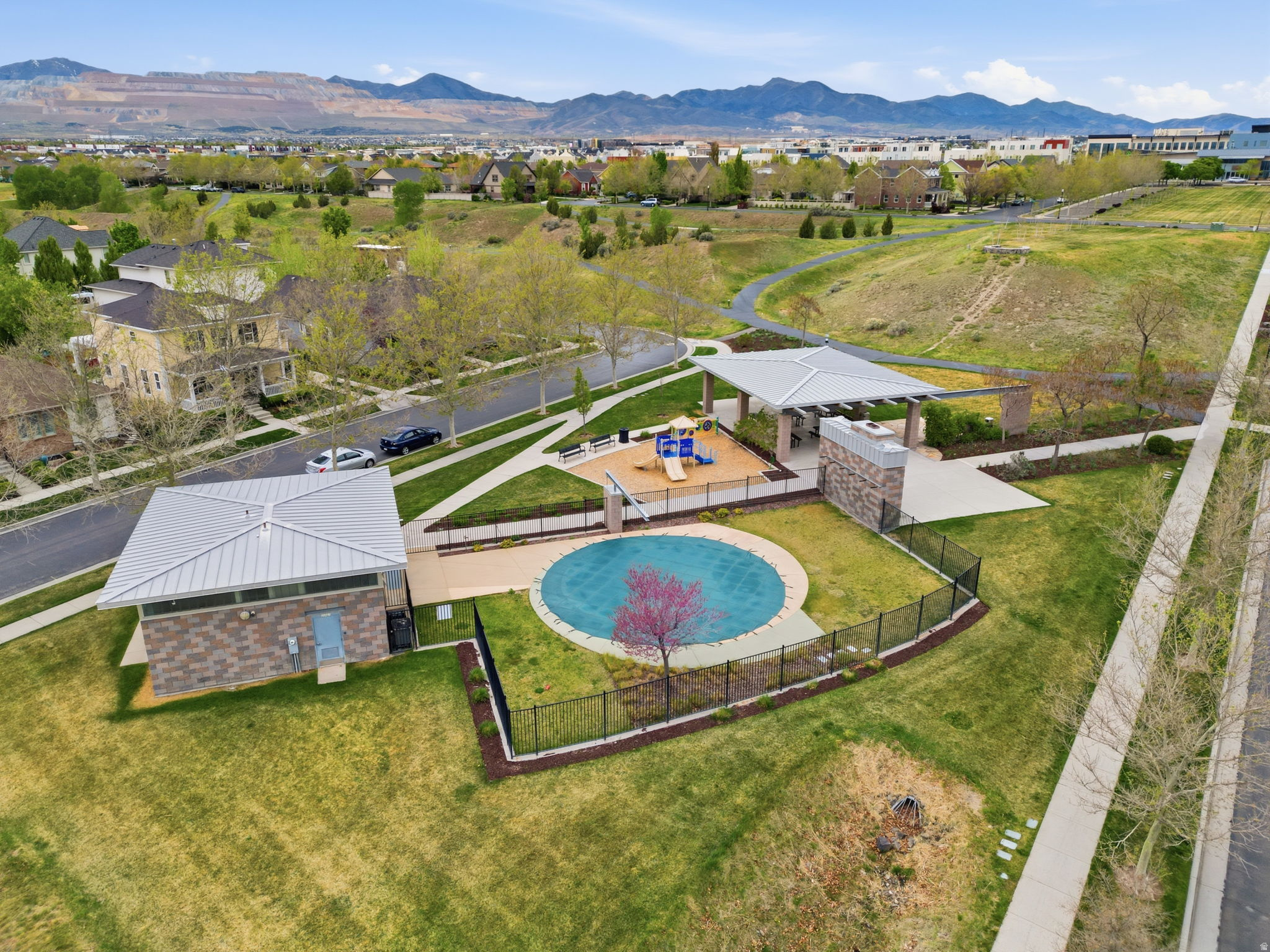 main property photo 47