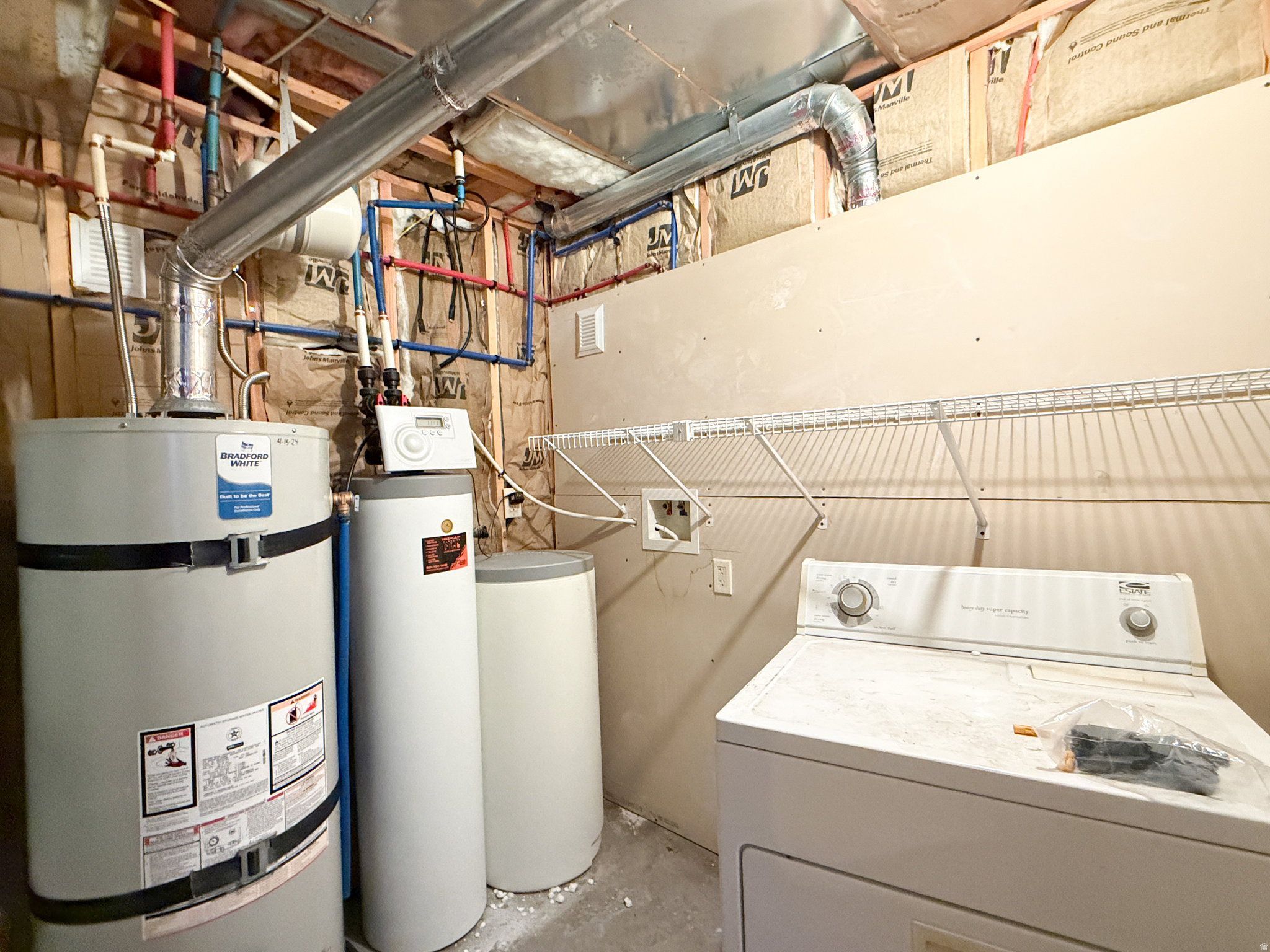 main property photo 44