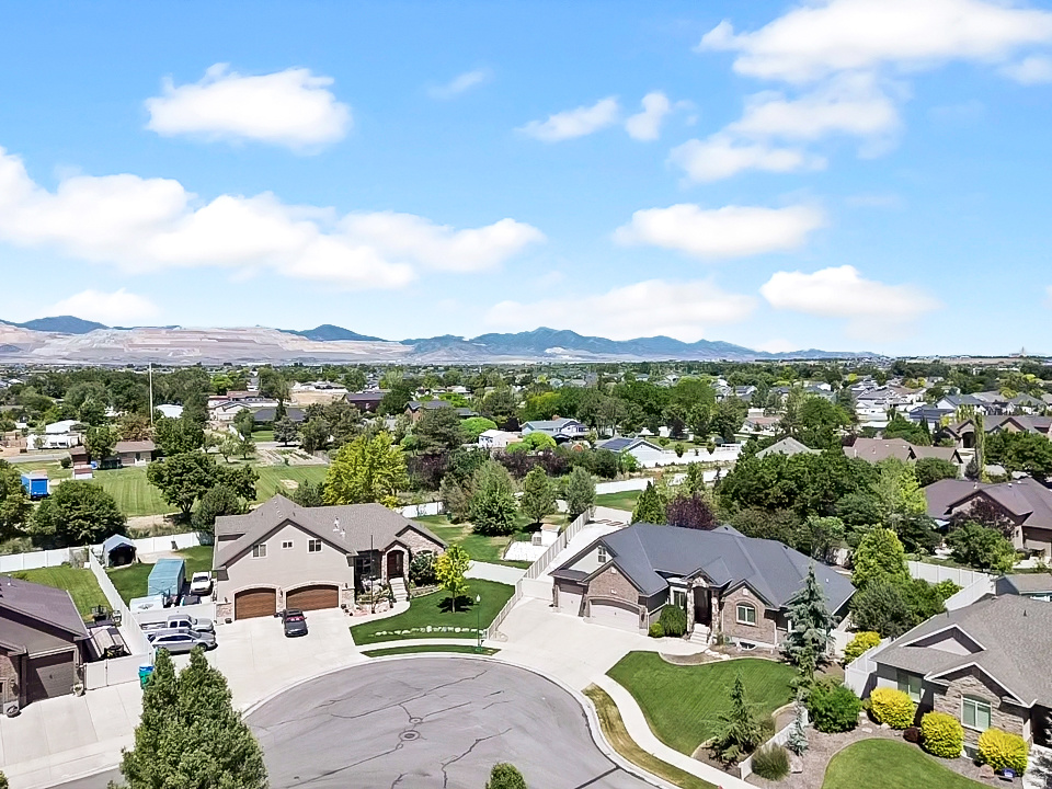 main property photo 56