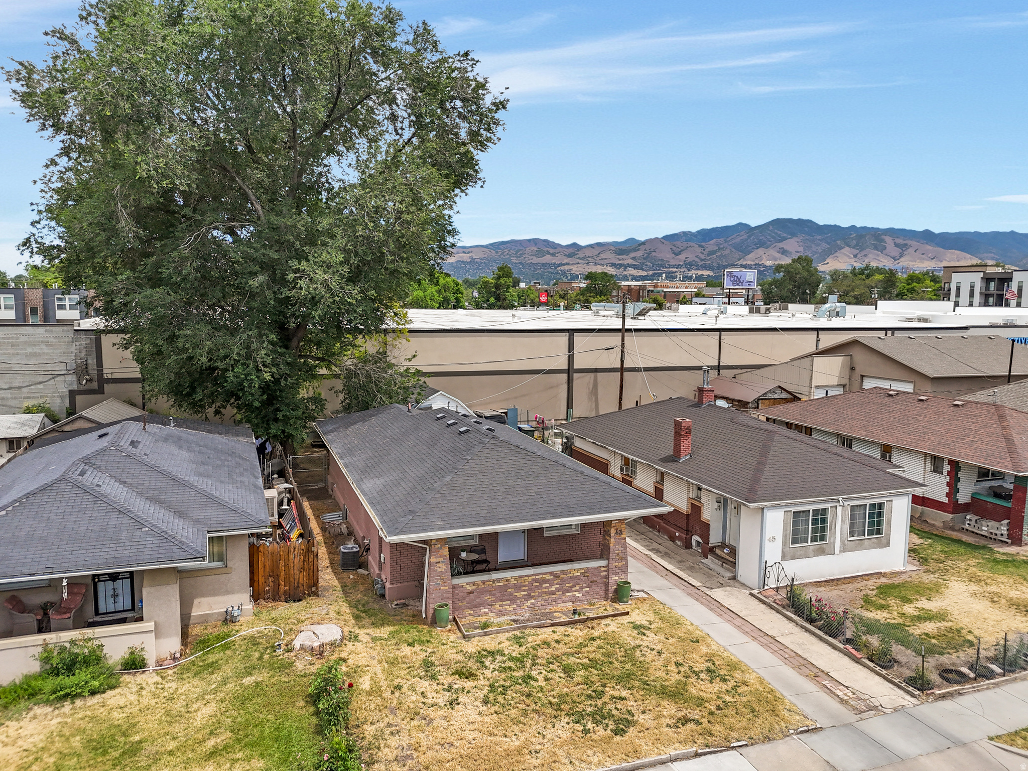 main property photo 26