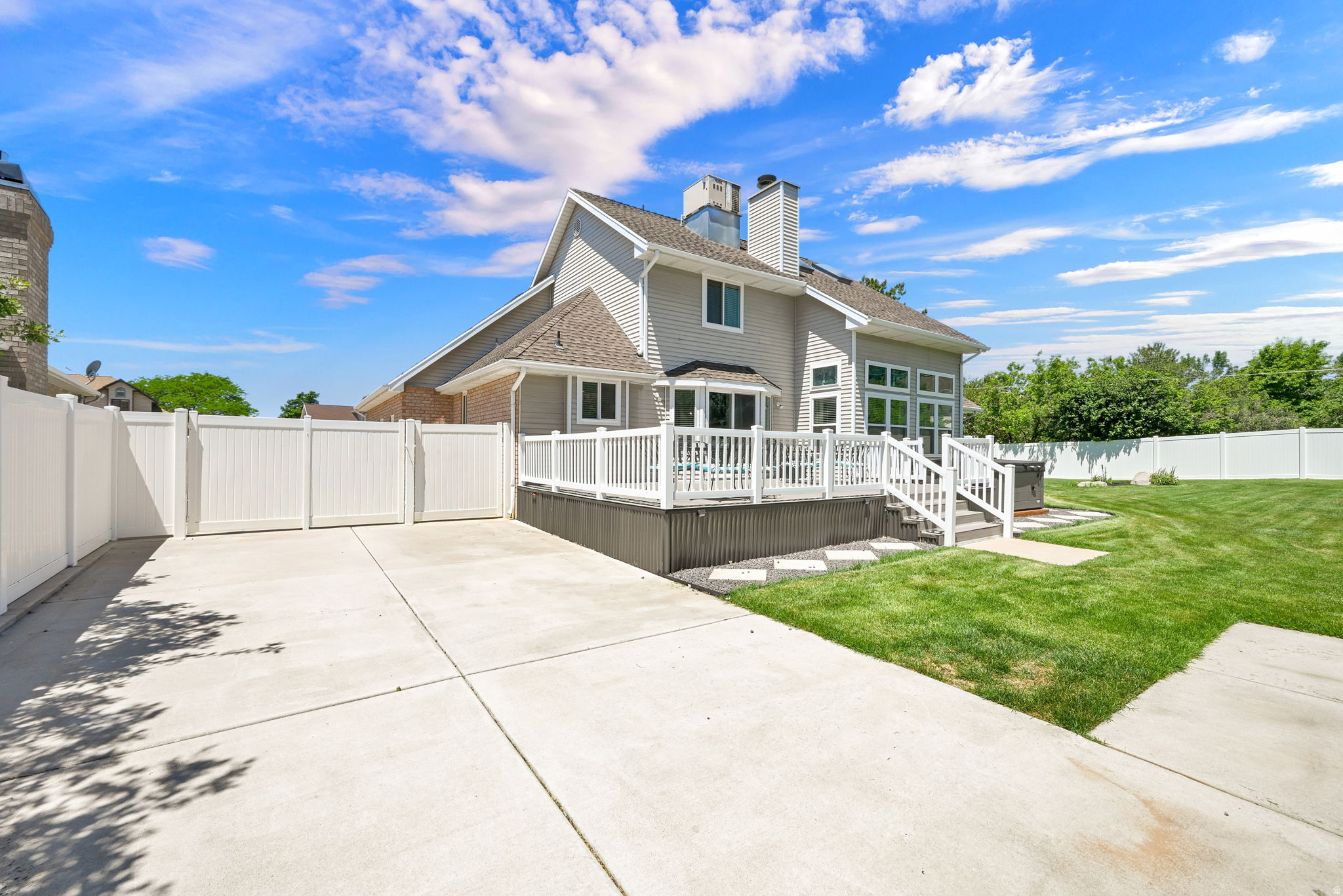 main property photo 21