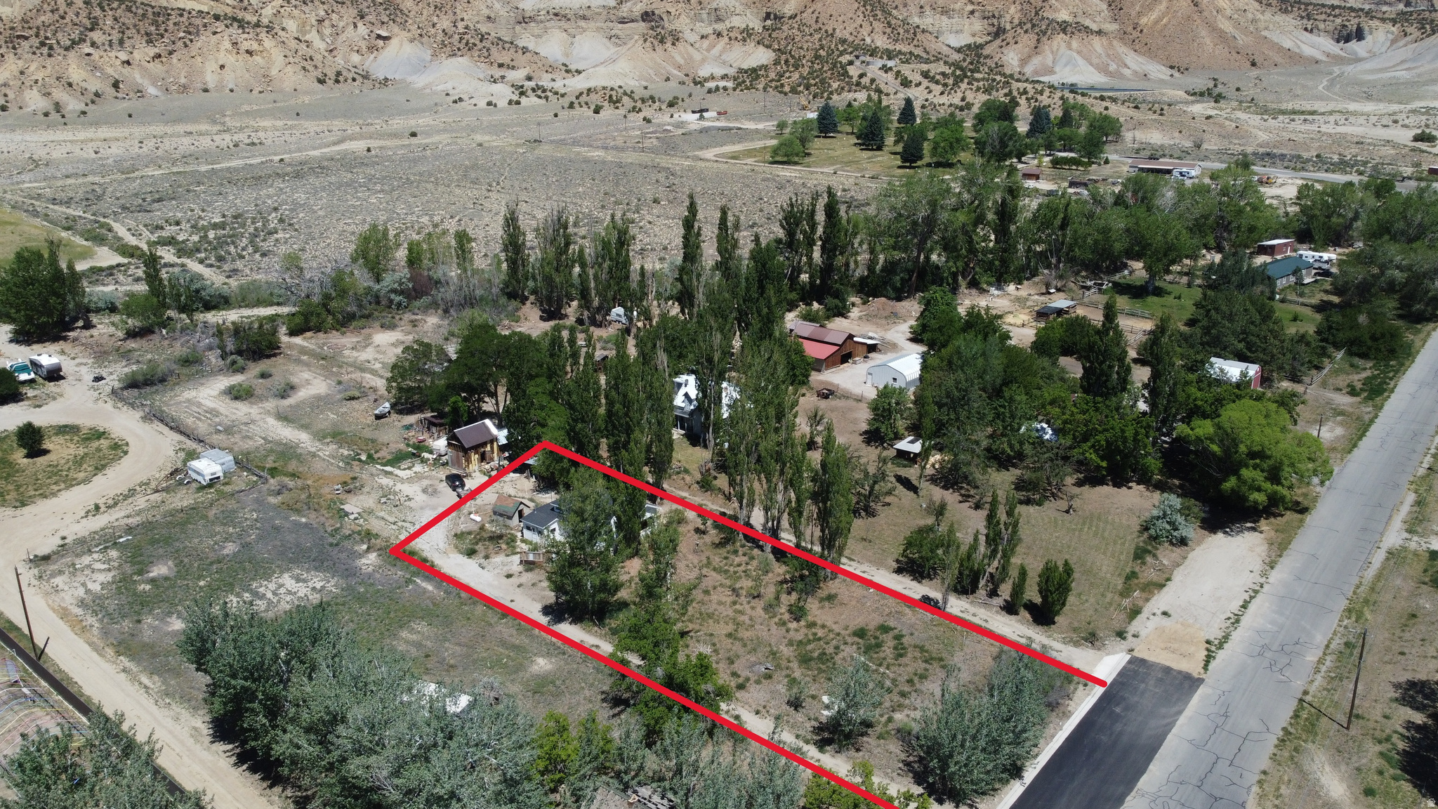 main property photo 6