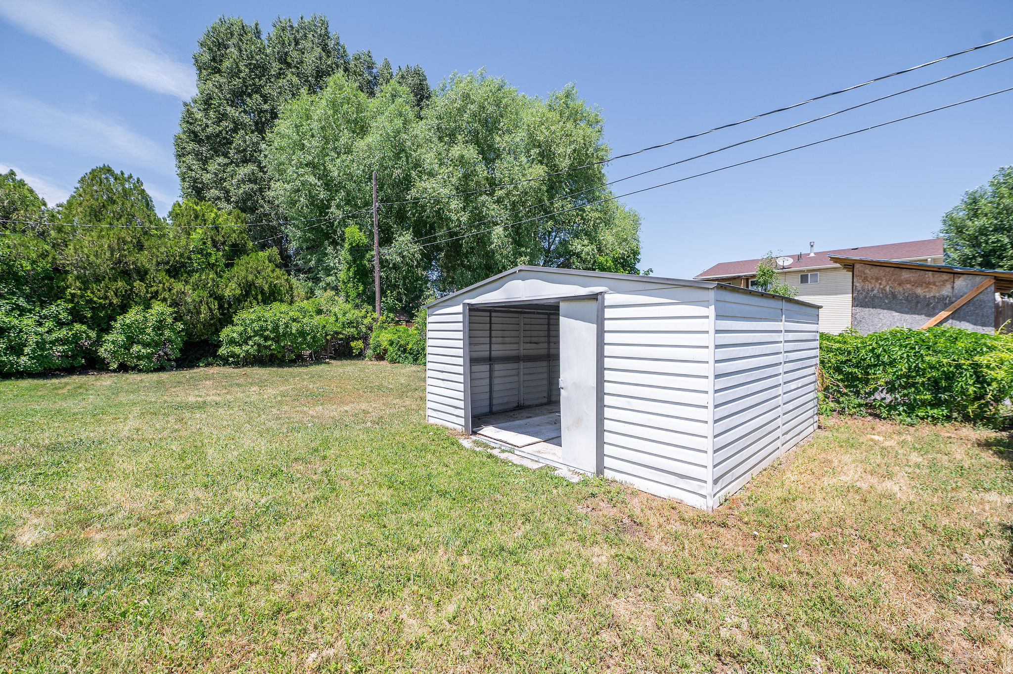 main property photo 22