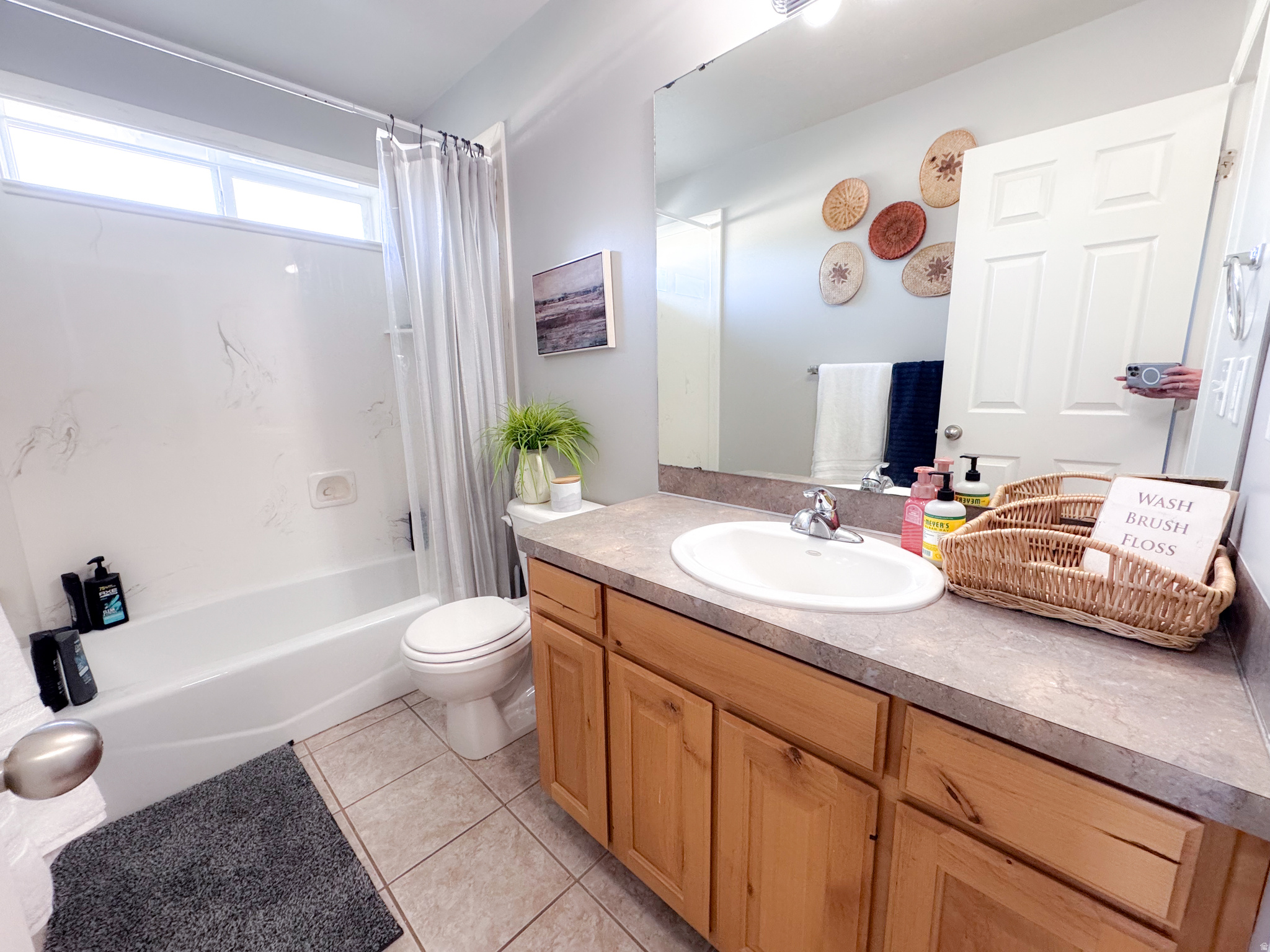 main property photo 12