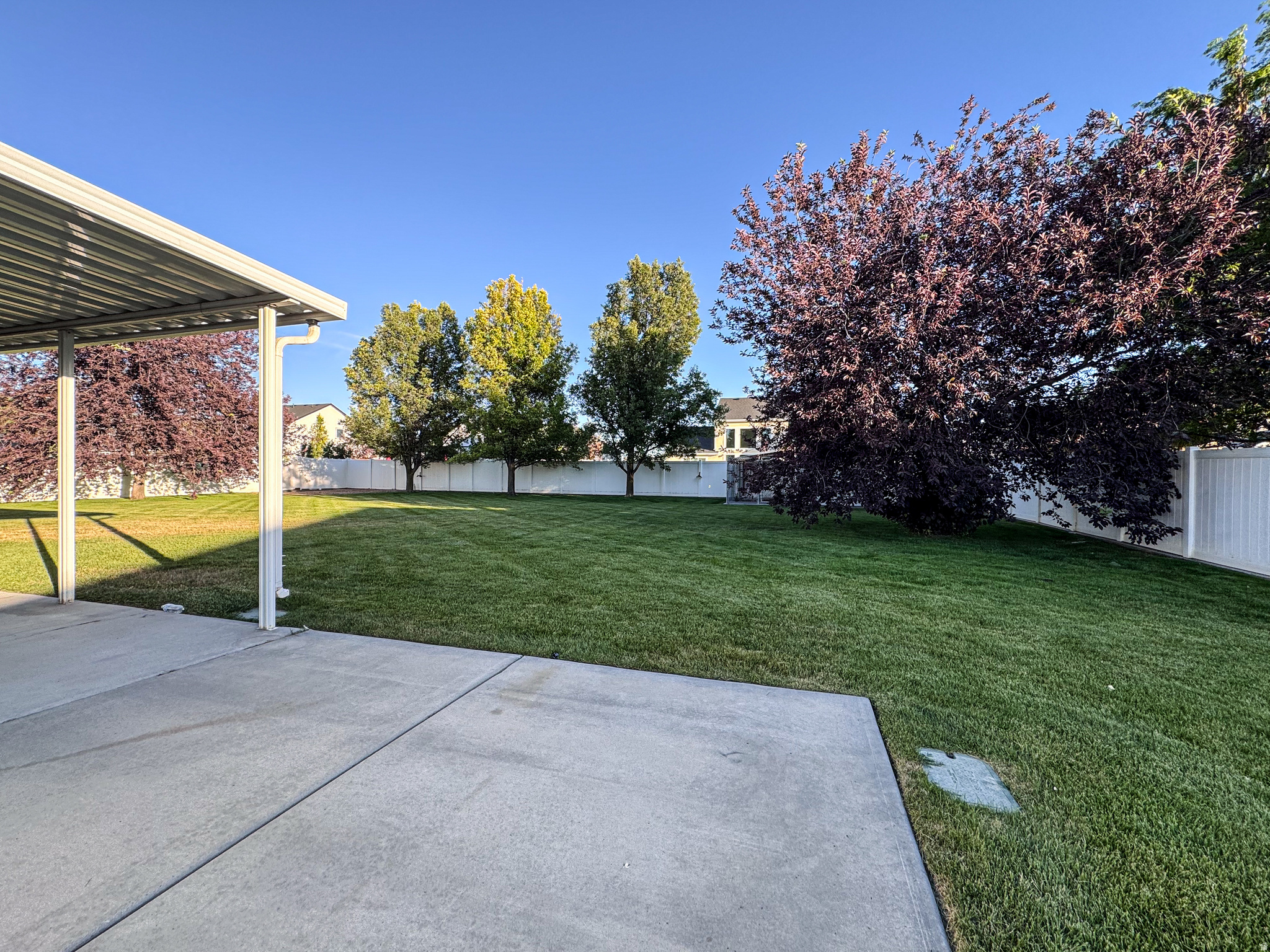 main property photo 25