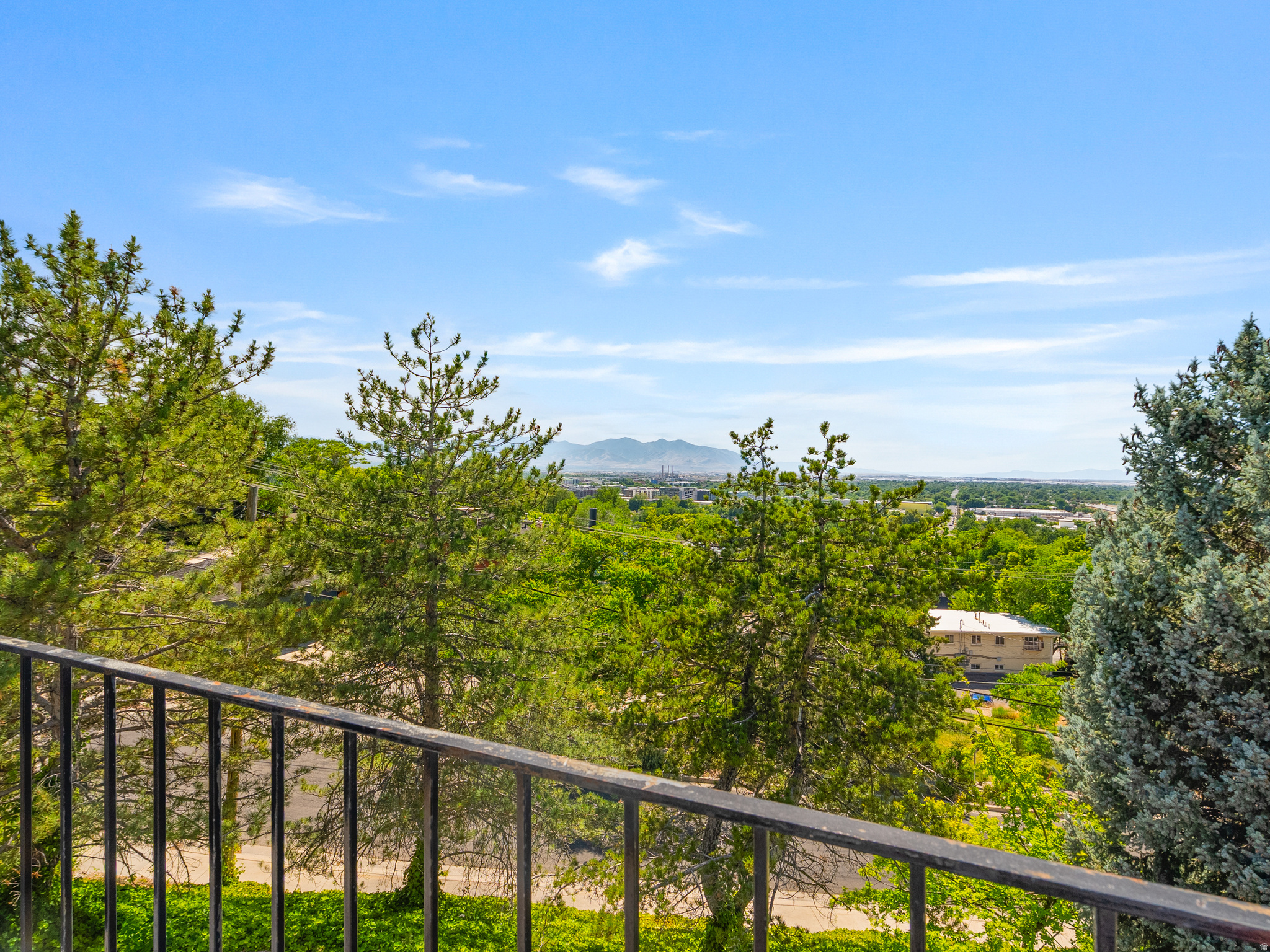 main property photo 24