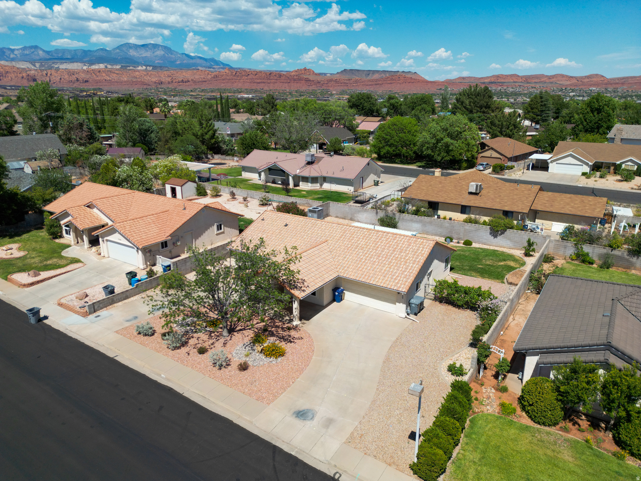main property photo 81