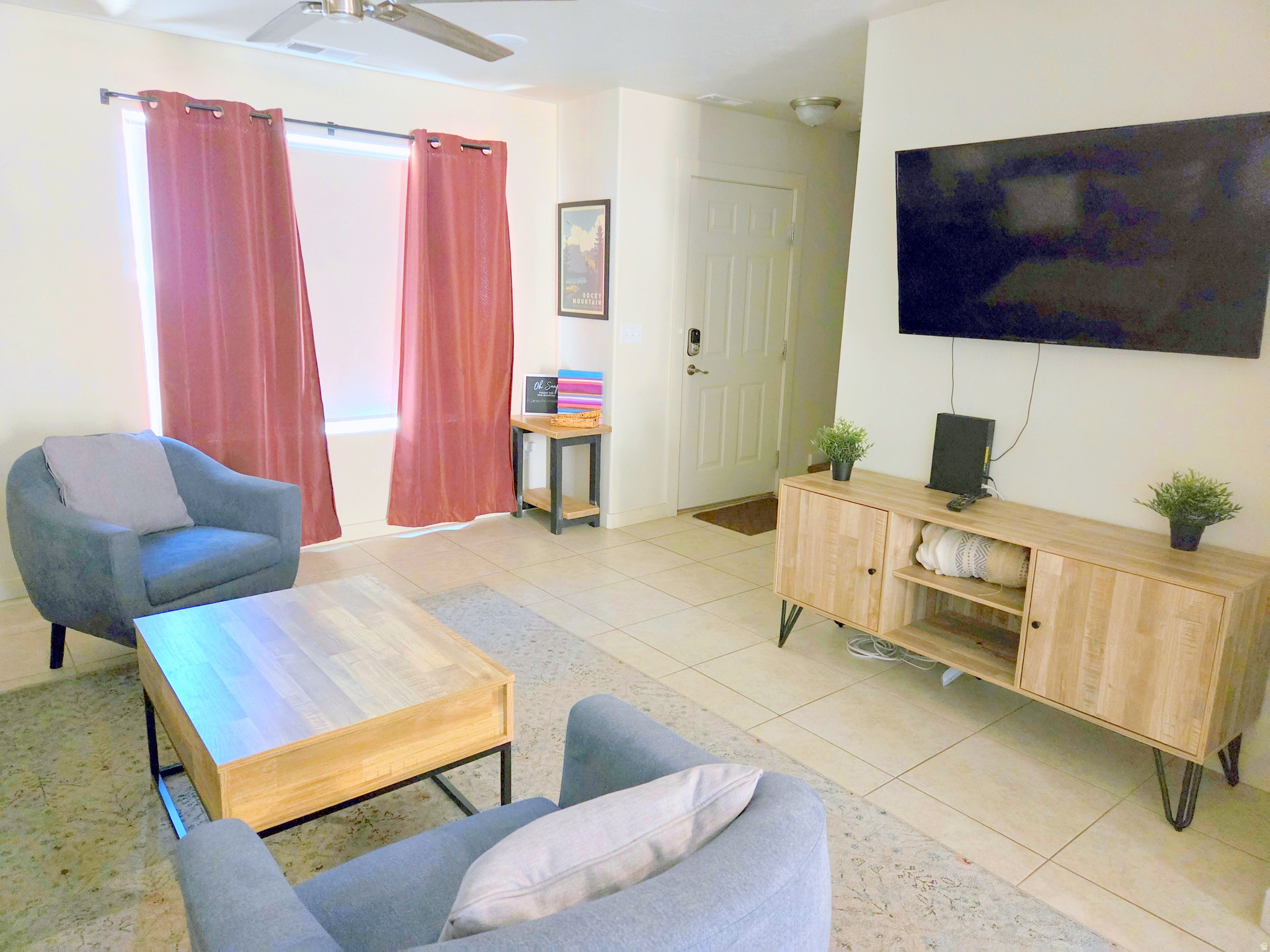 main property photo 5