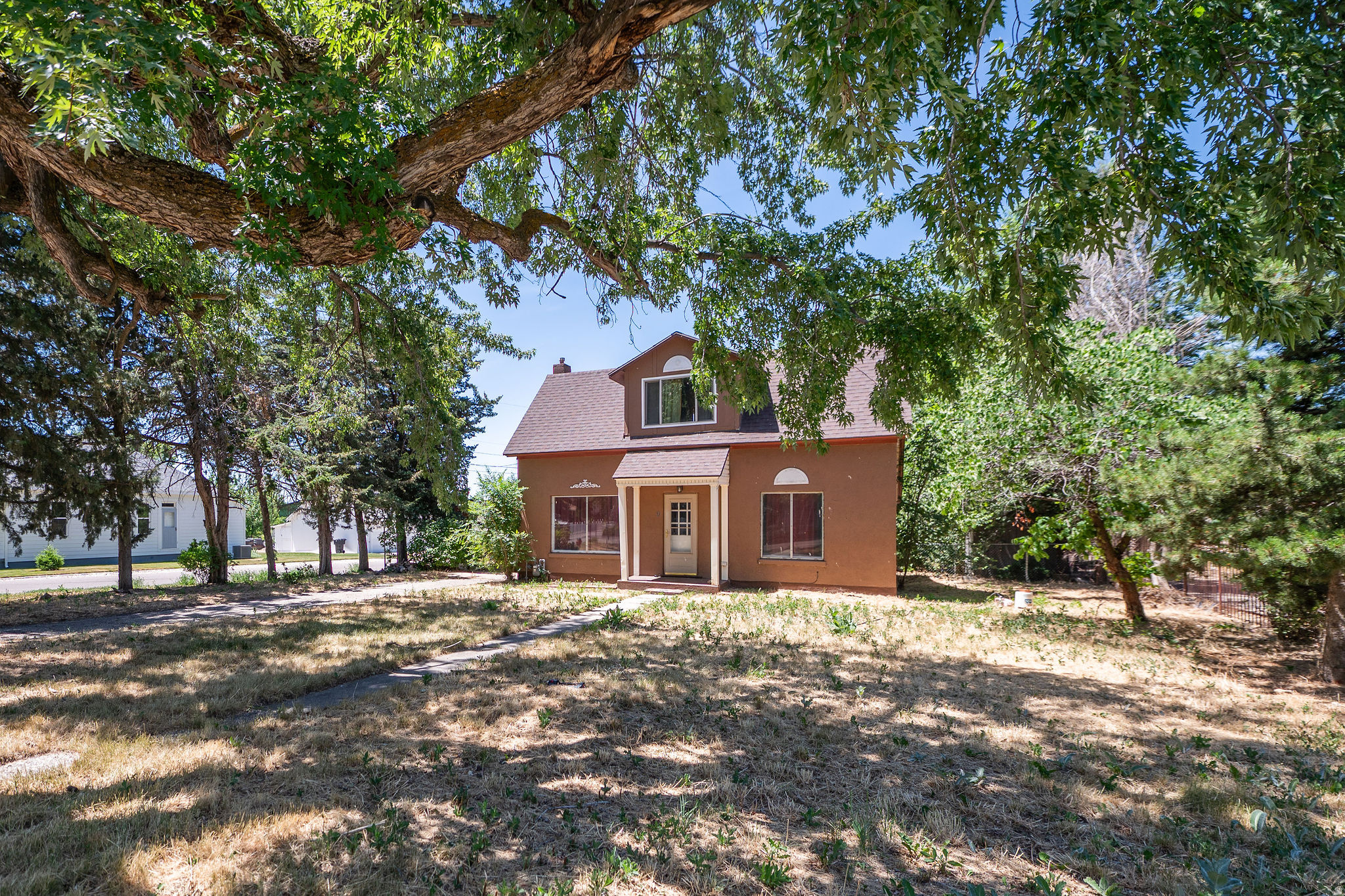 main property photo 26