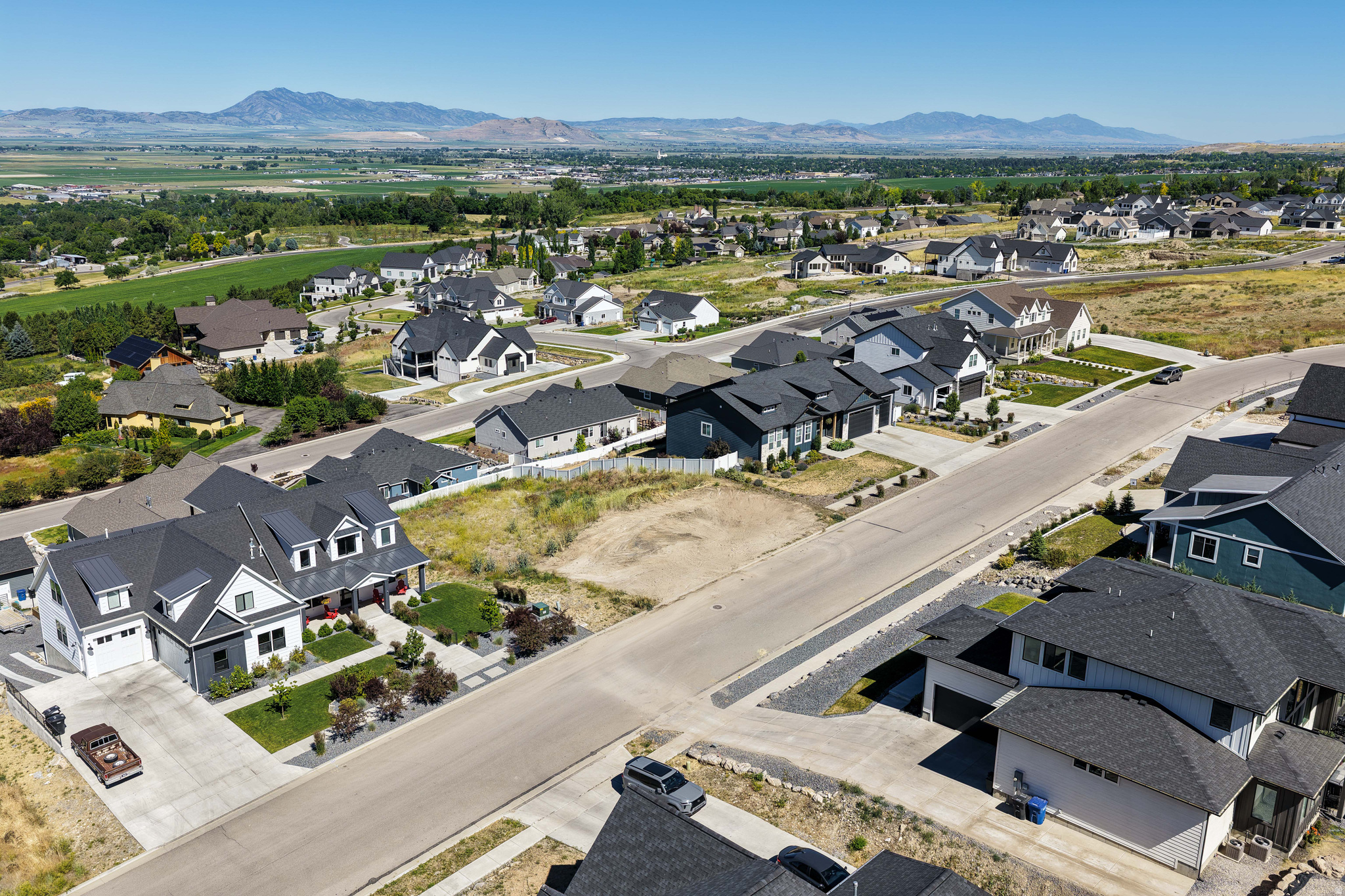 main property photo 4