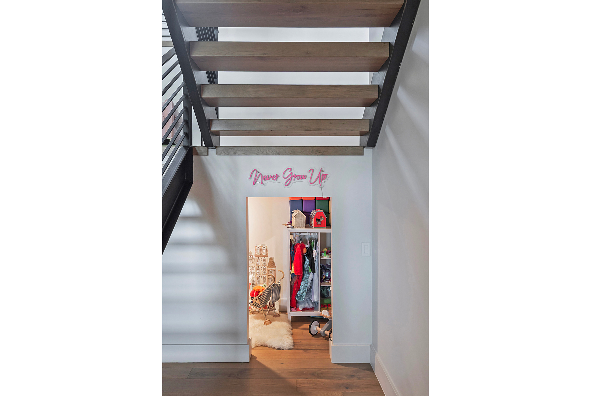 main property photo 60