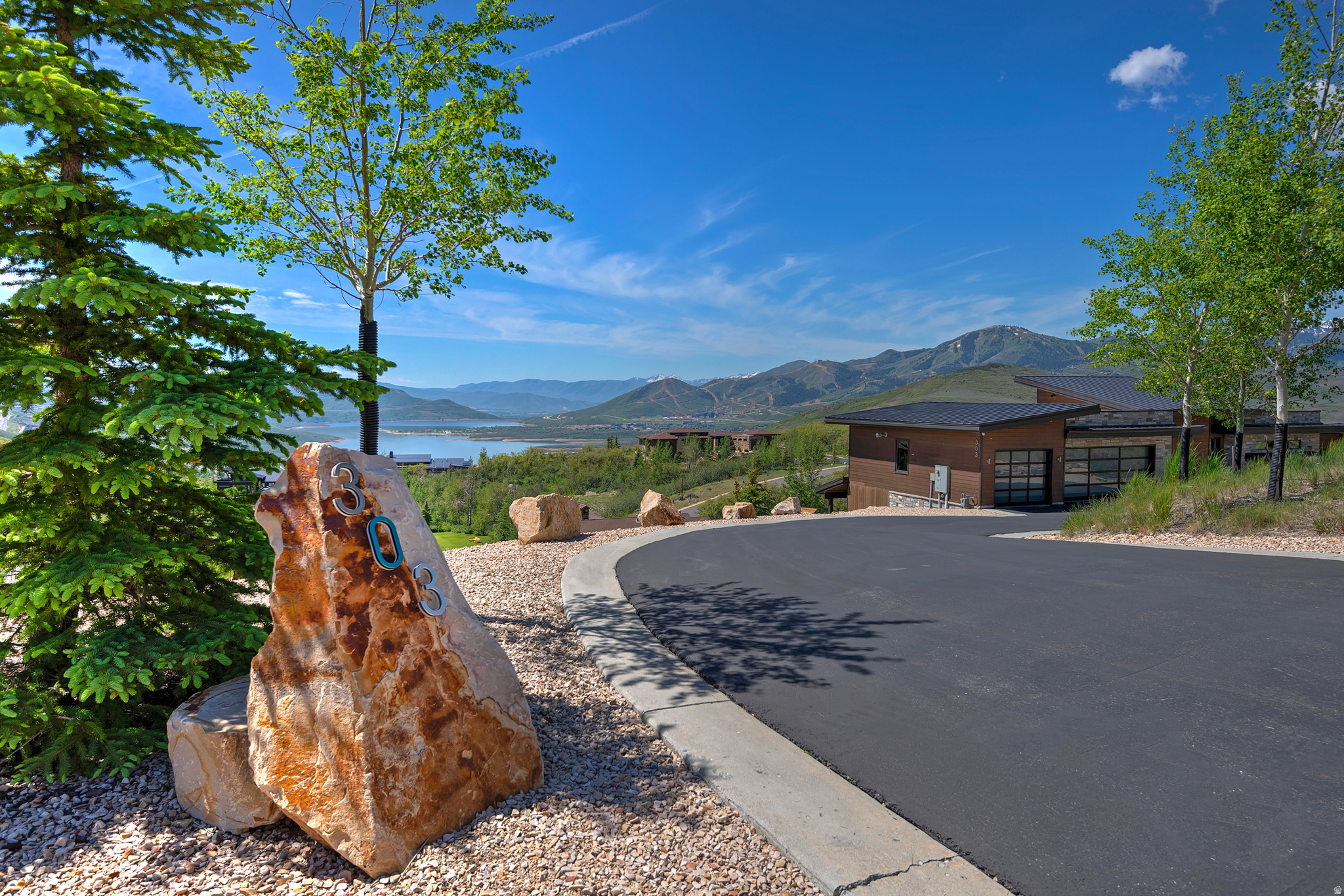 main property photo 79