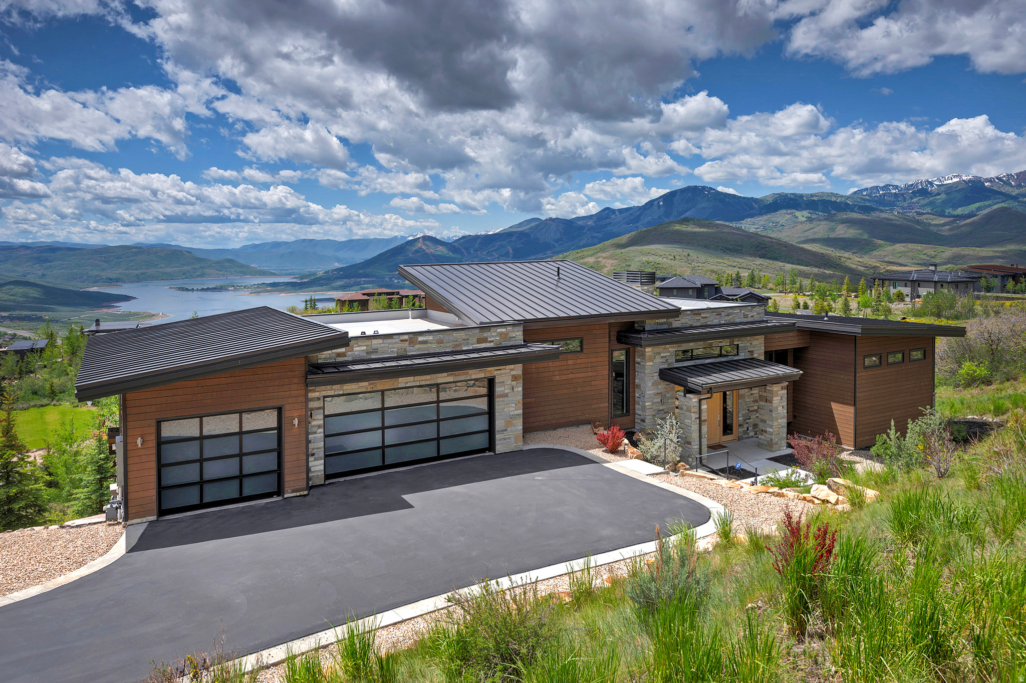 main property photo 80