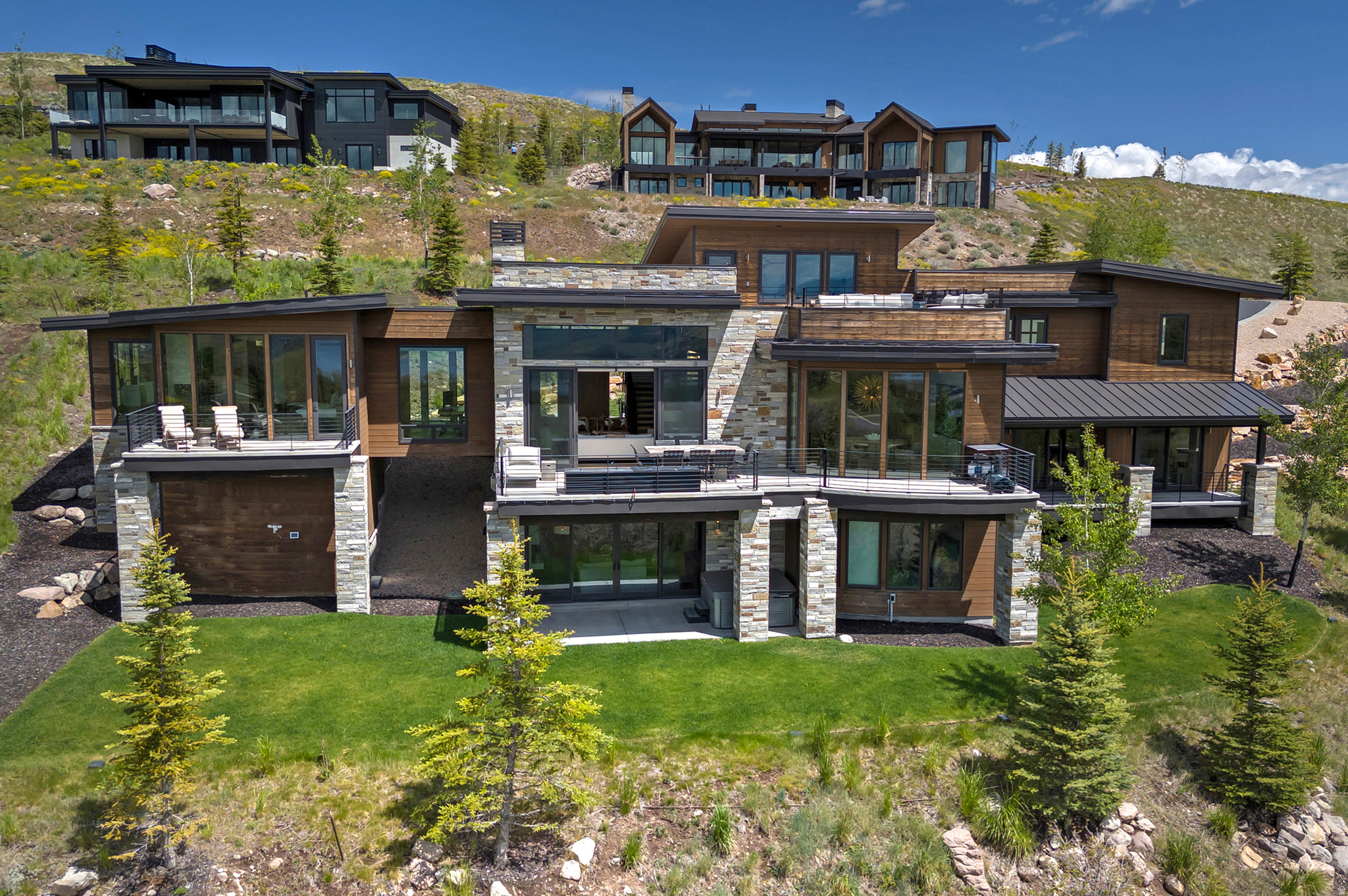 main property photo 81