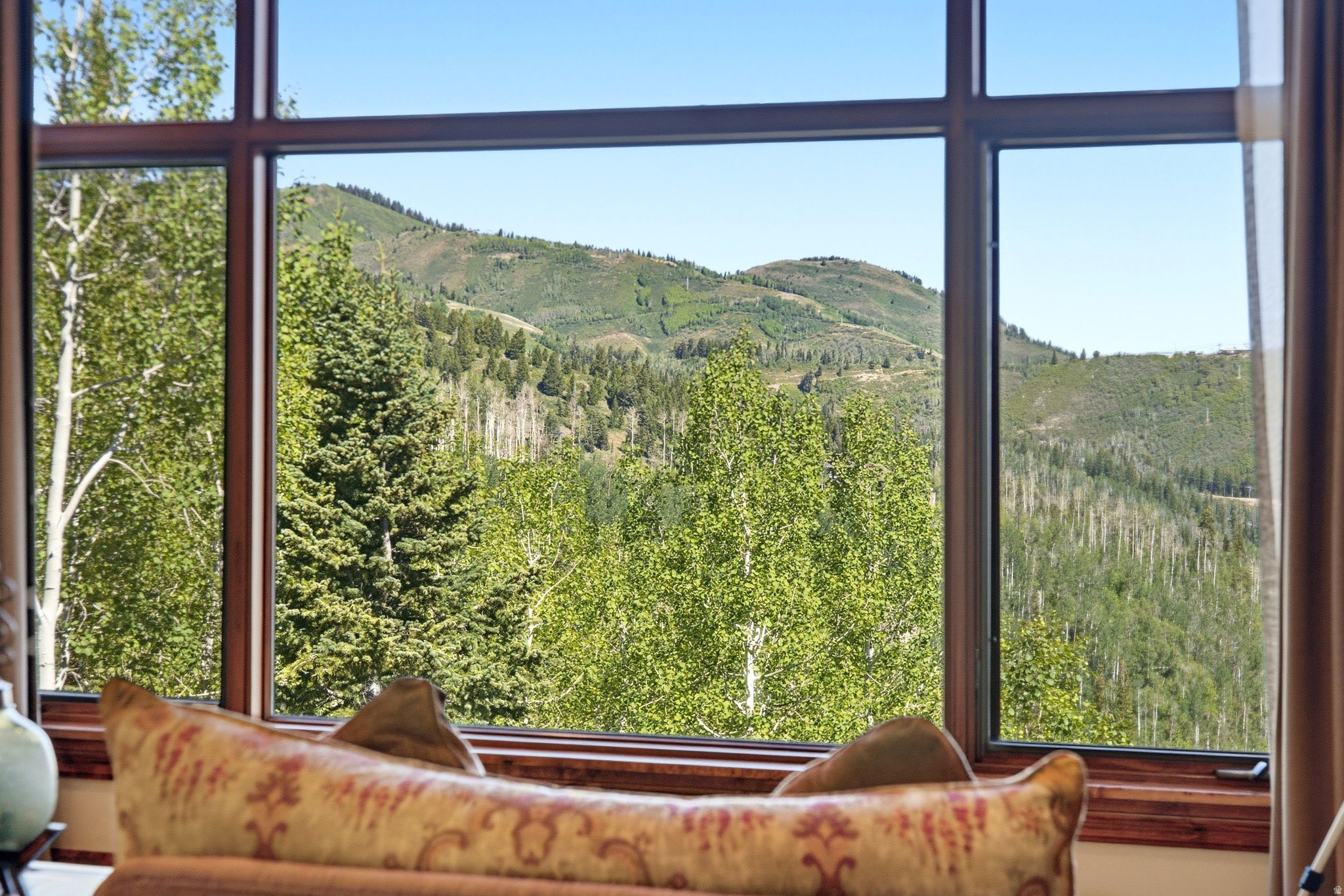 main property photo 128