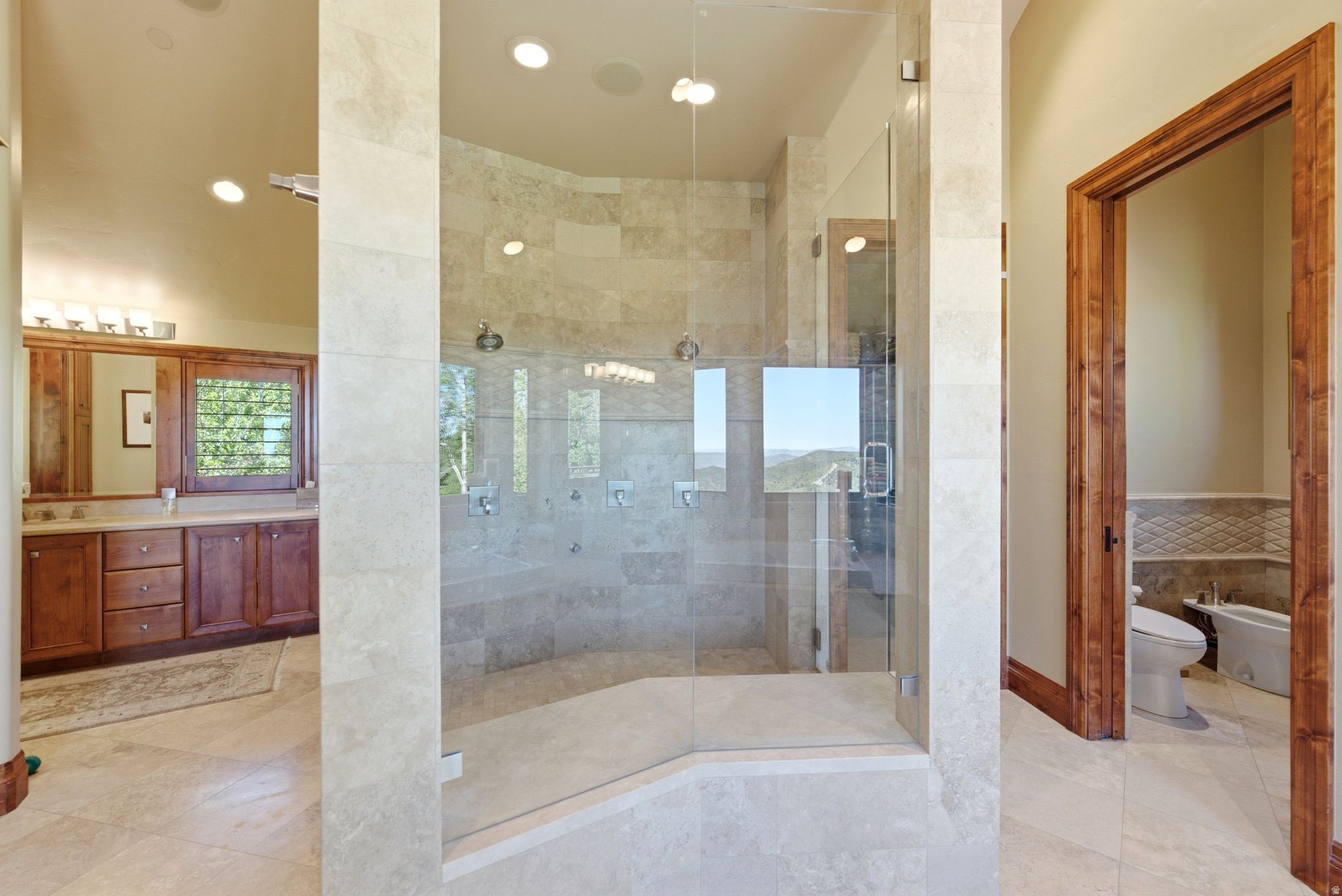 main property photo 67