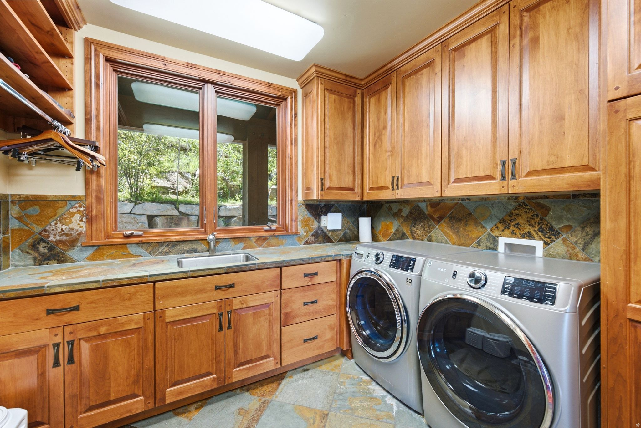 main property photo 85