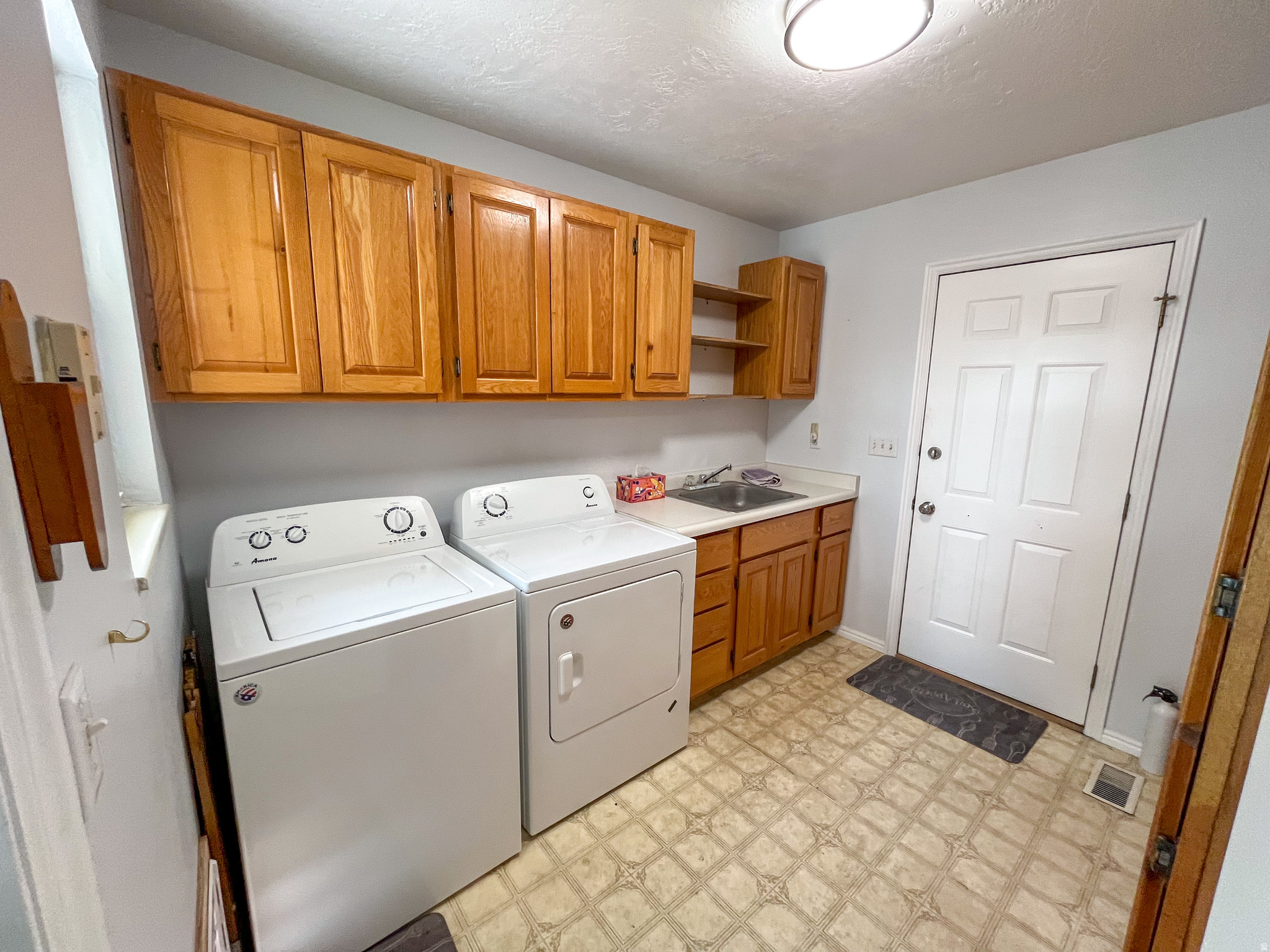 main property photo 73