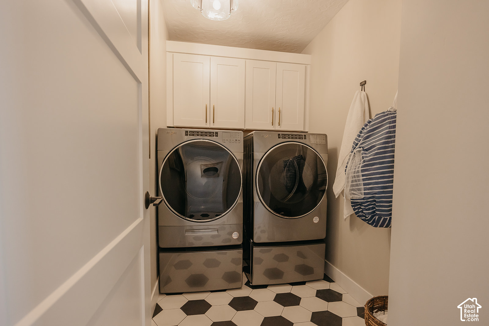 main property photo 81