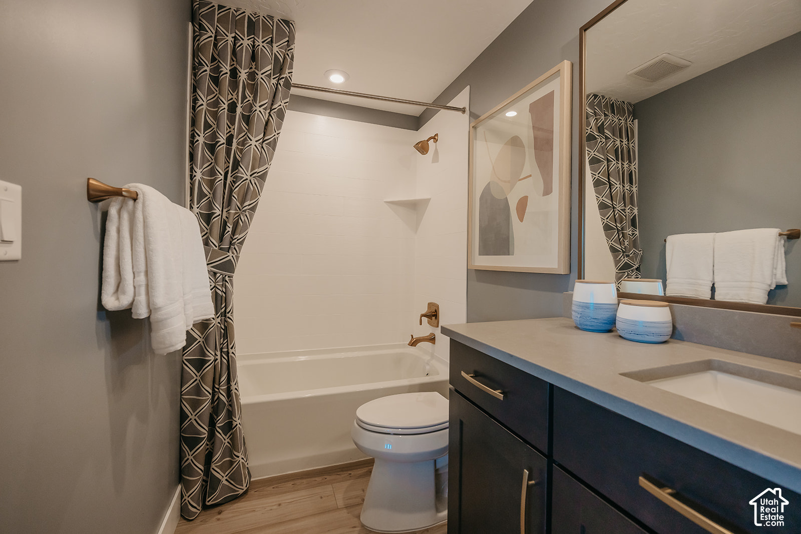 main property photo 92