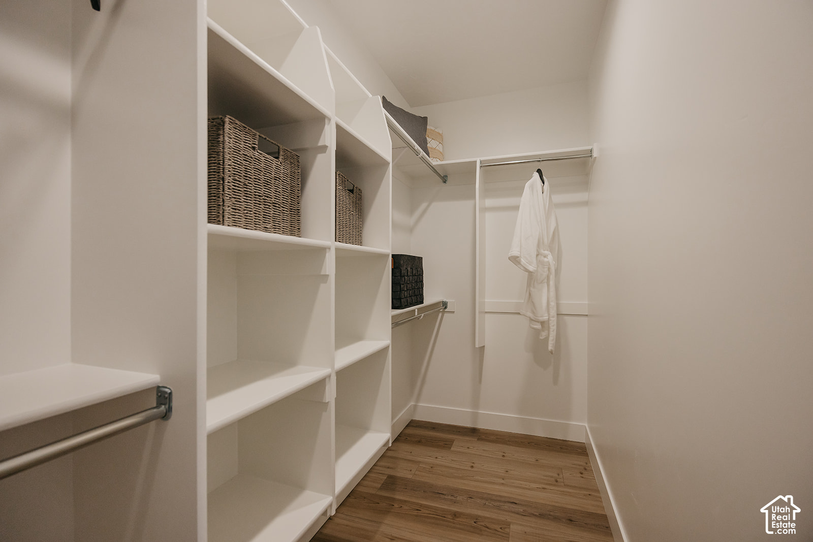 main property photo 98