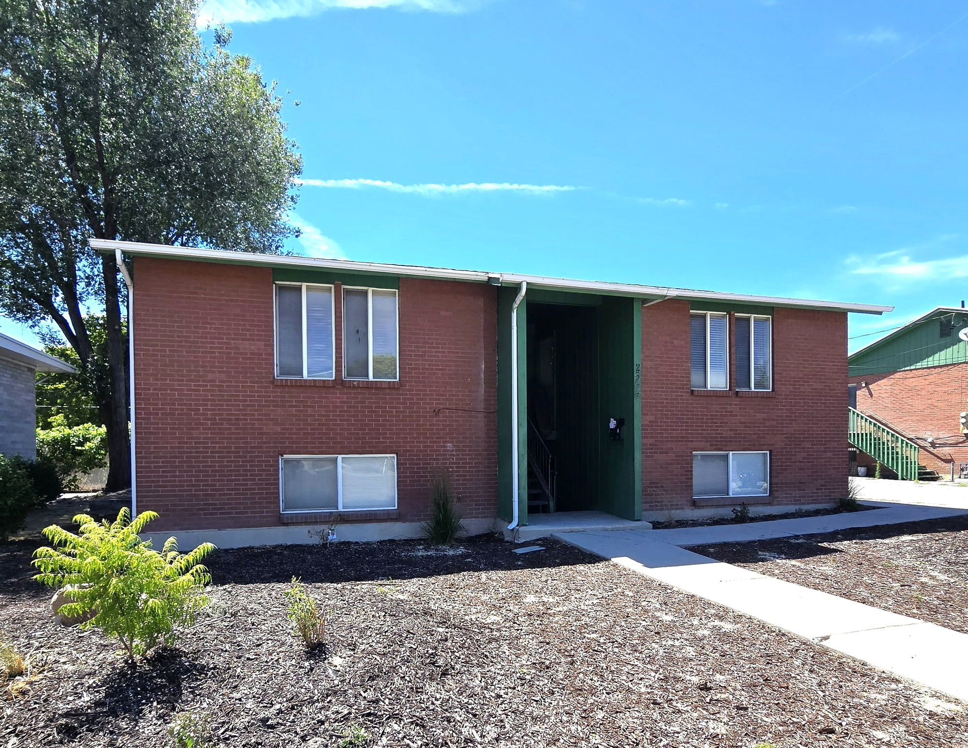 main property photo 9