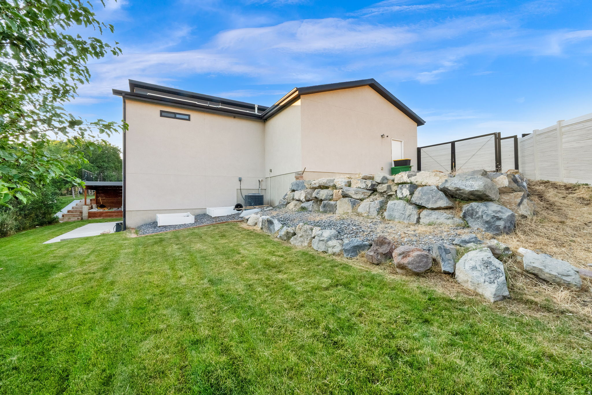 main property photo 65
