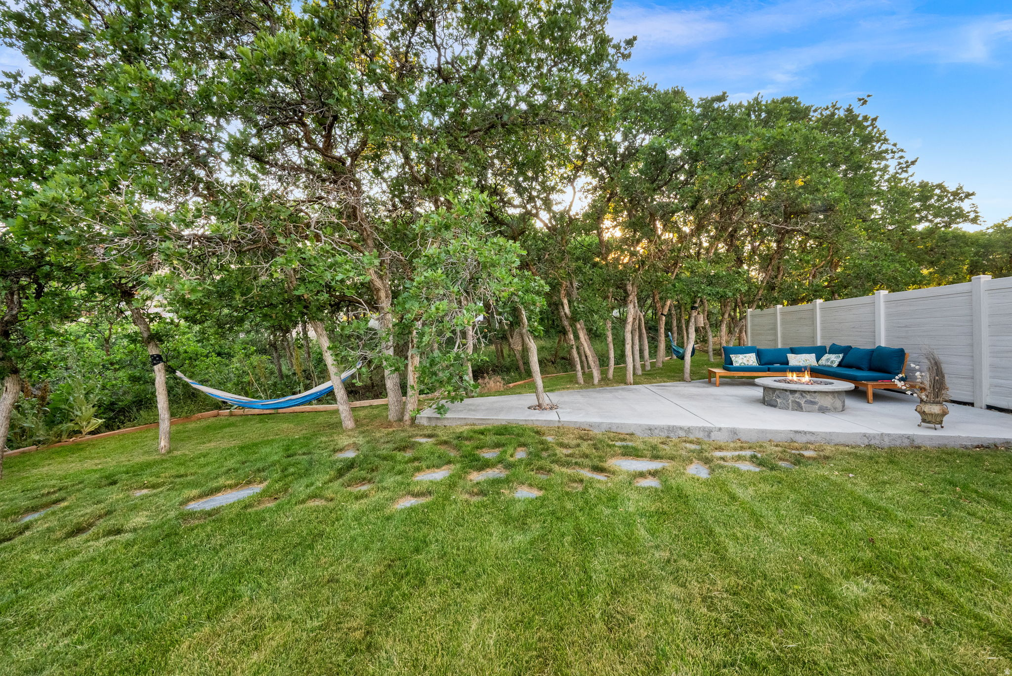 main property photo 78