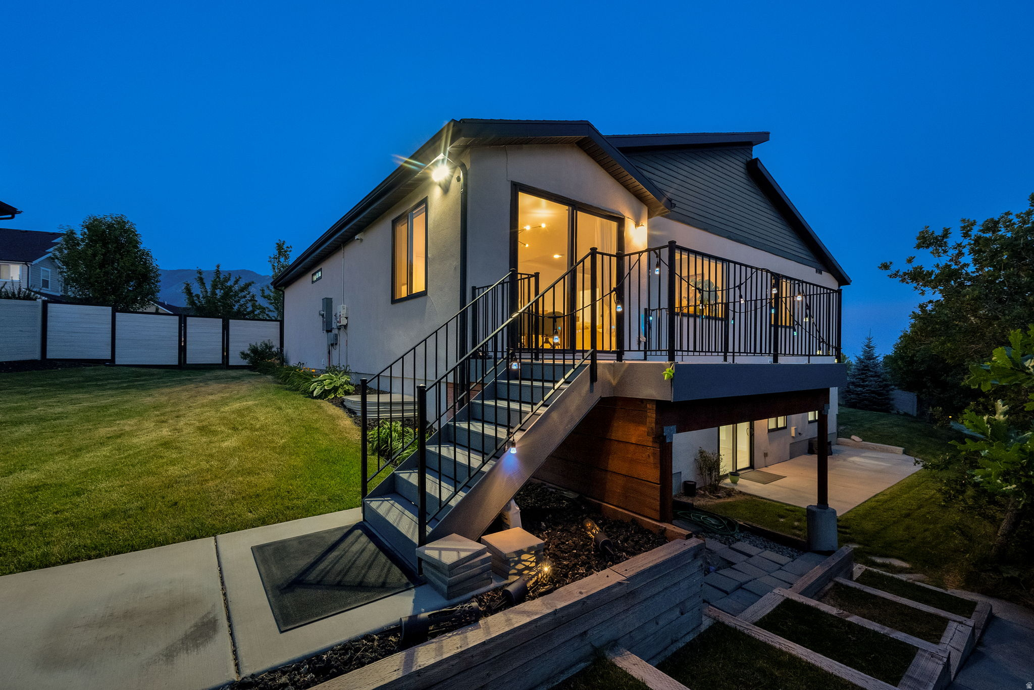 main property photo 81