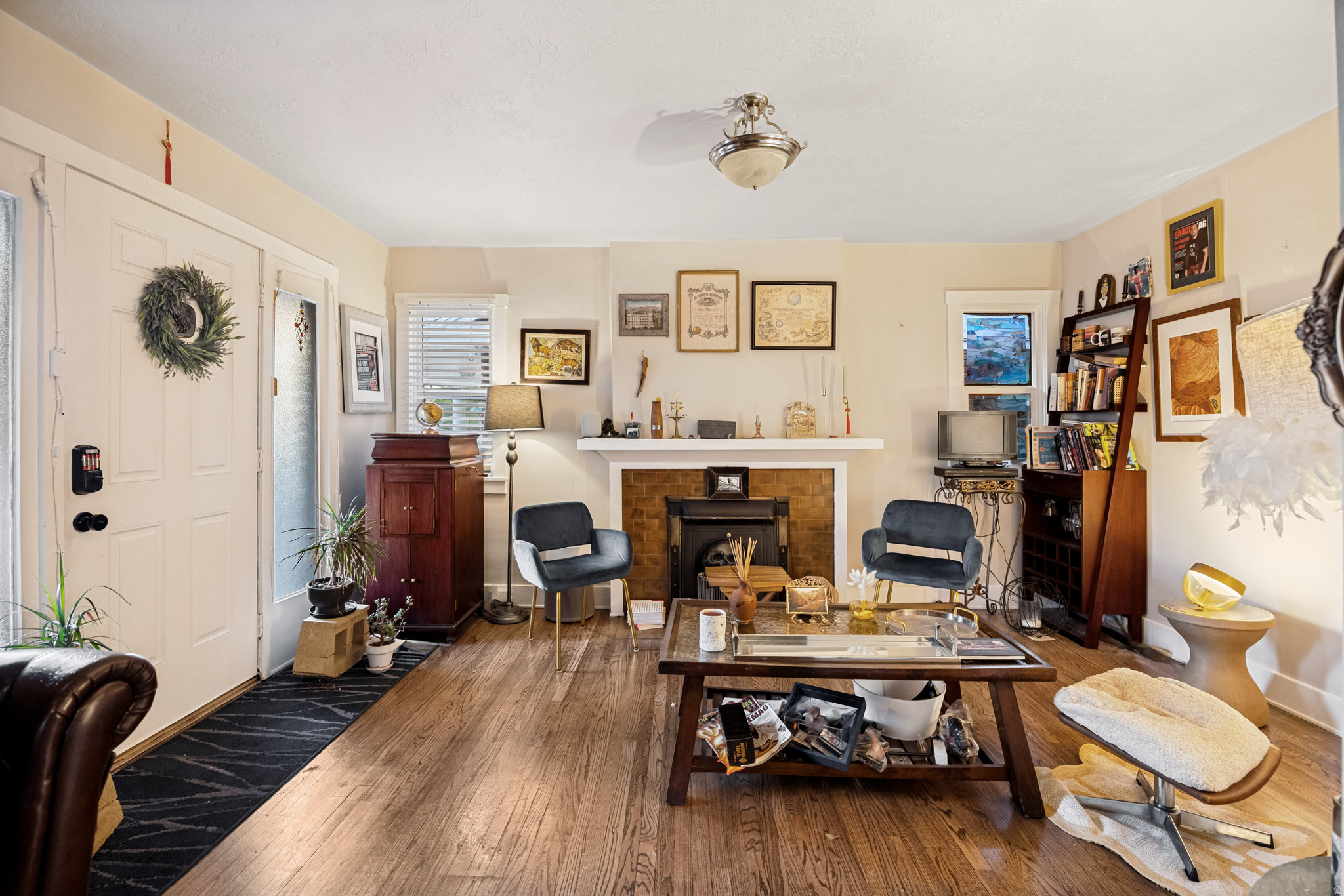 main property photo 7
