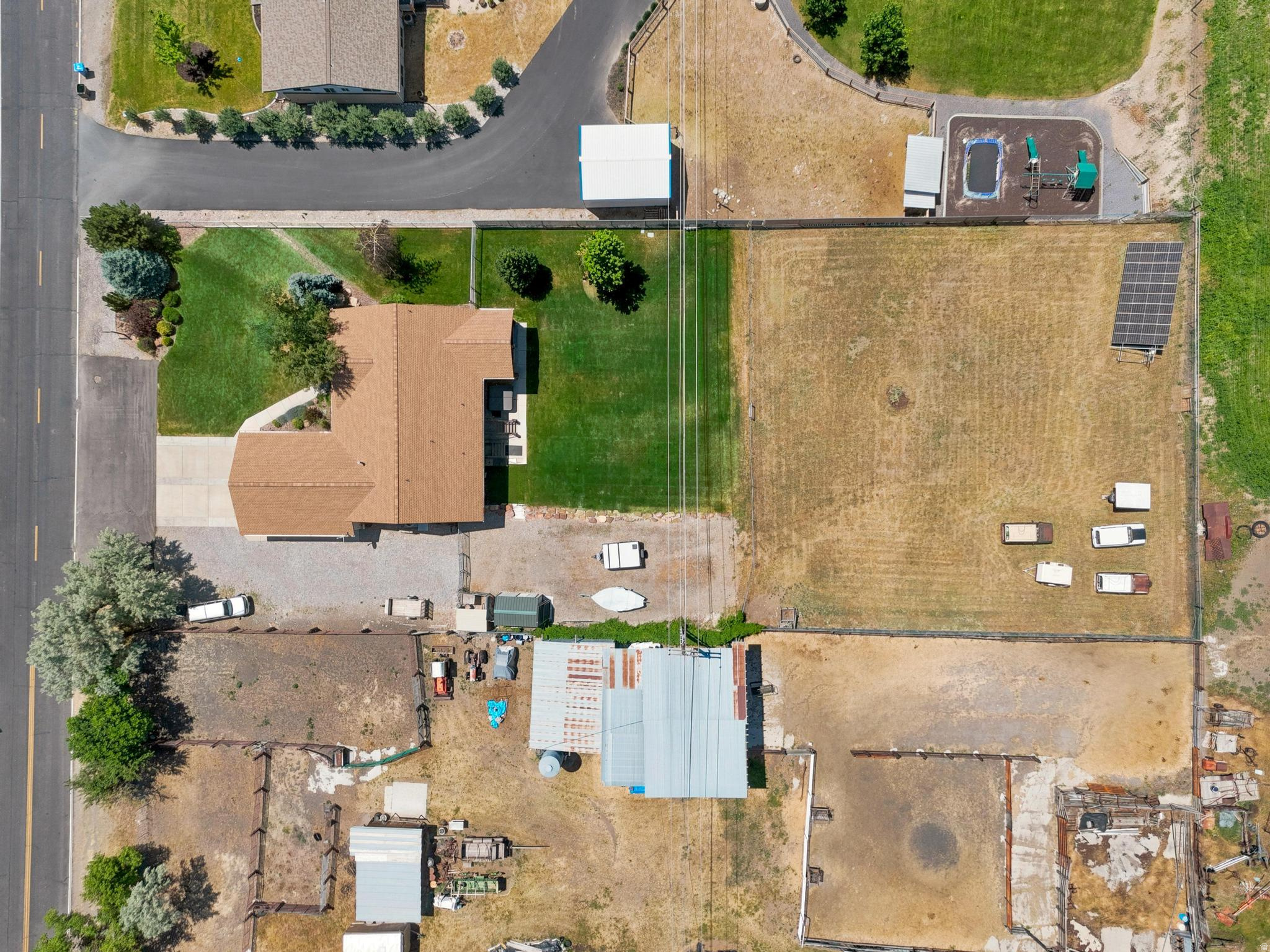 main property photo 47