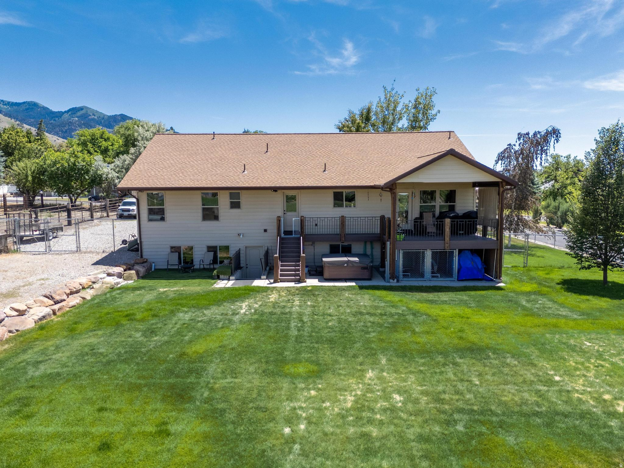 main property photo 50