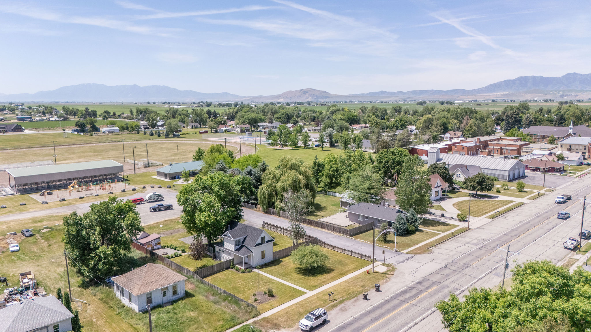main property photo 24