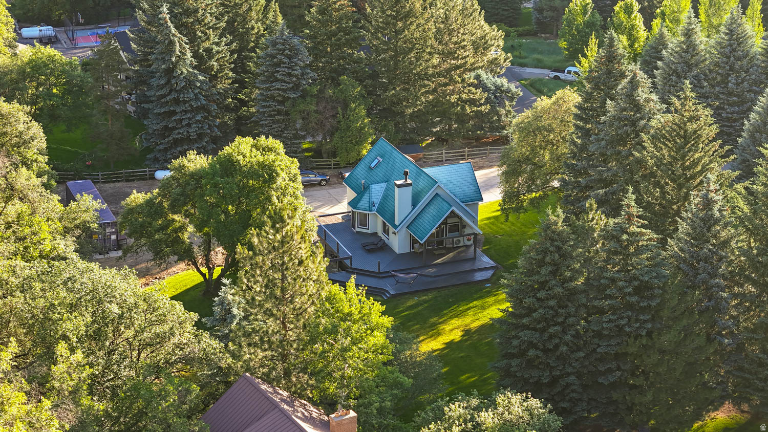 main property photo 19