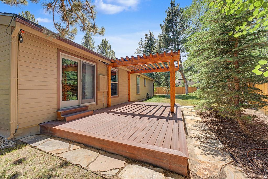 main property photo 27