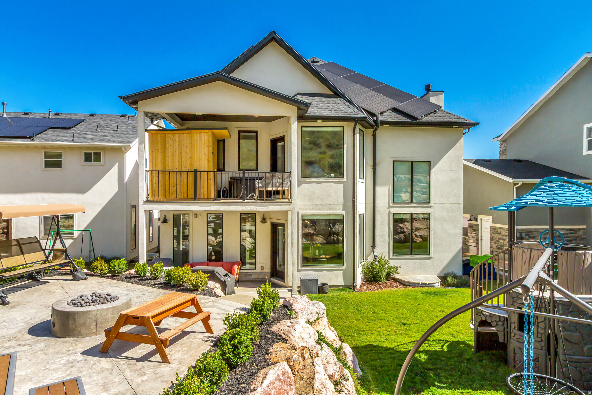 main property photo 64