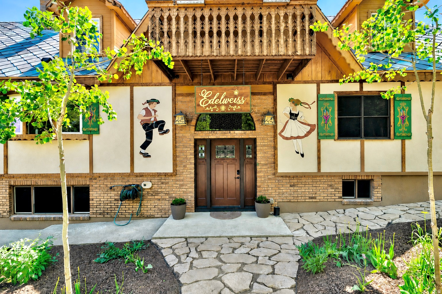 main property photo 10